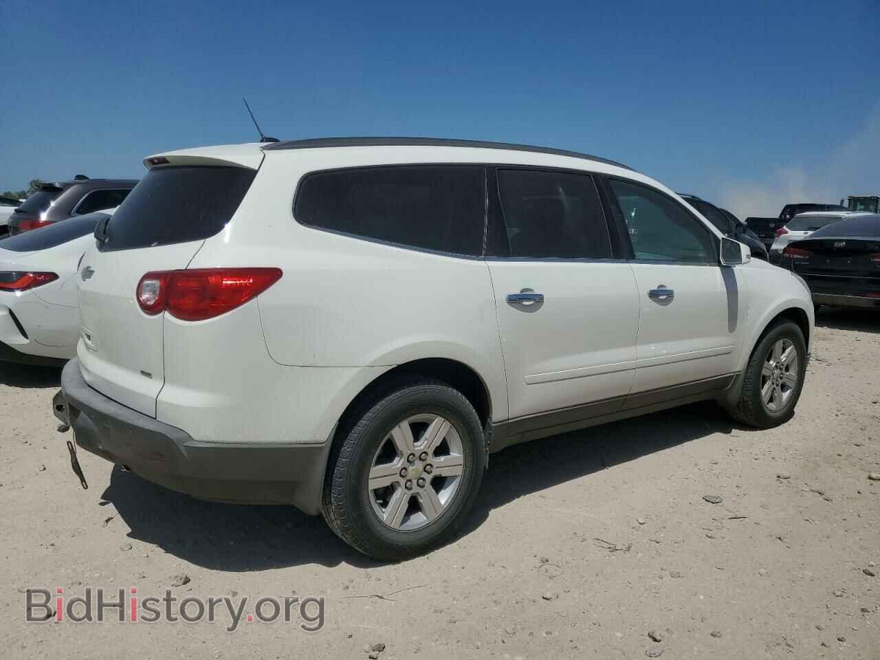 2010 CHEVROLET TRAVERSE - VIN: 1GNLVFED0AJ219038 - Фото 3