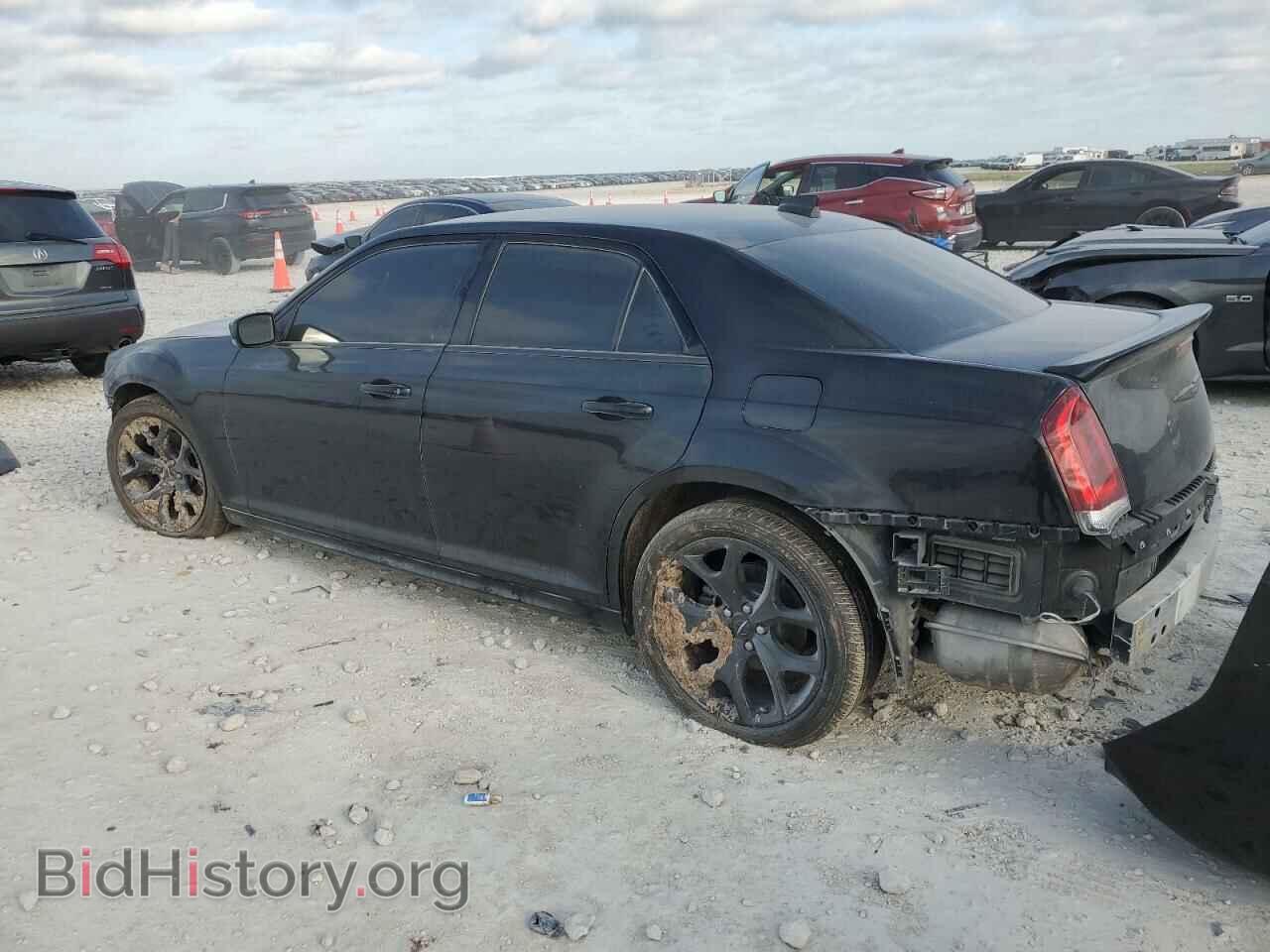 2021 CHRYSLER 300 - VIN: 2C3CCABT2MH676019 - Photo 2