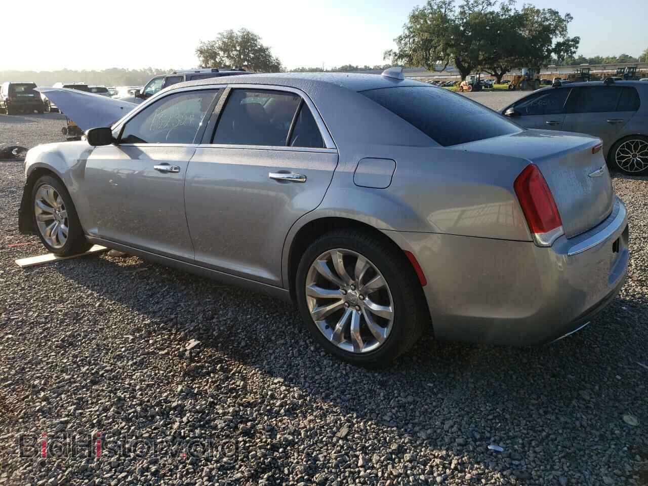 2018 CHRYSLER 300 - VIN: 2C3CCAEGXJH159500 - Фото 2