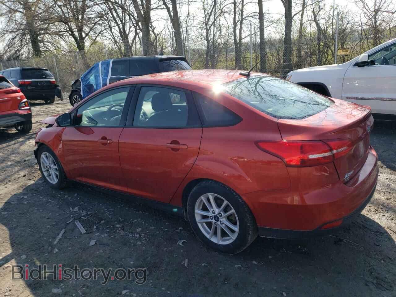 2018 FORD FOCUS - VIN: 1FADP3FE8JL295601 - Фото 2