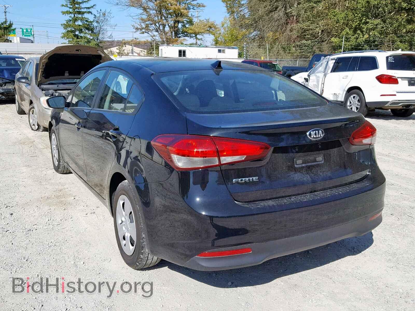 2017 KIA FORTE LX - VIN: 3KPFK4A73HE045279 - Фото 3