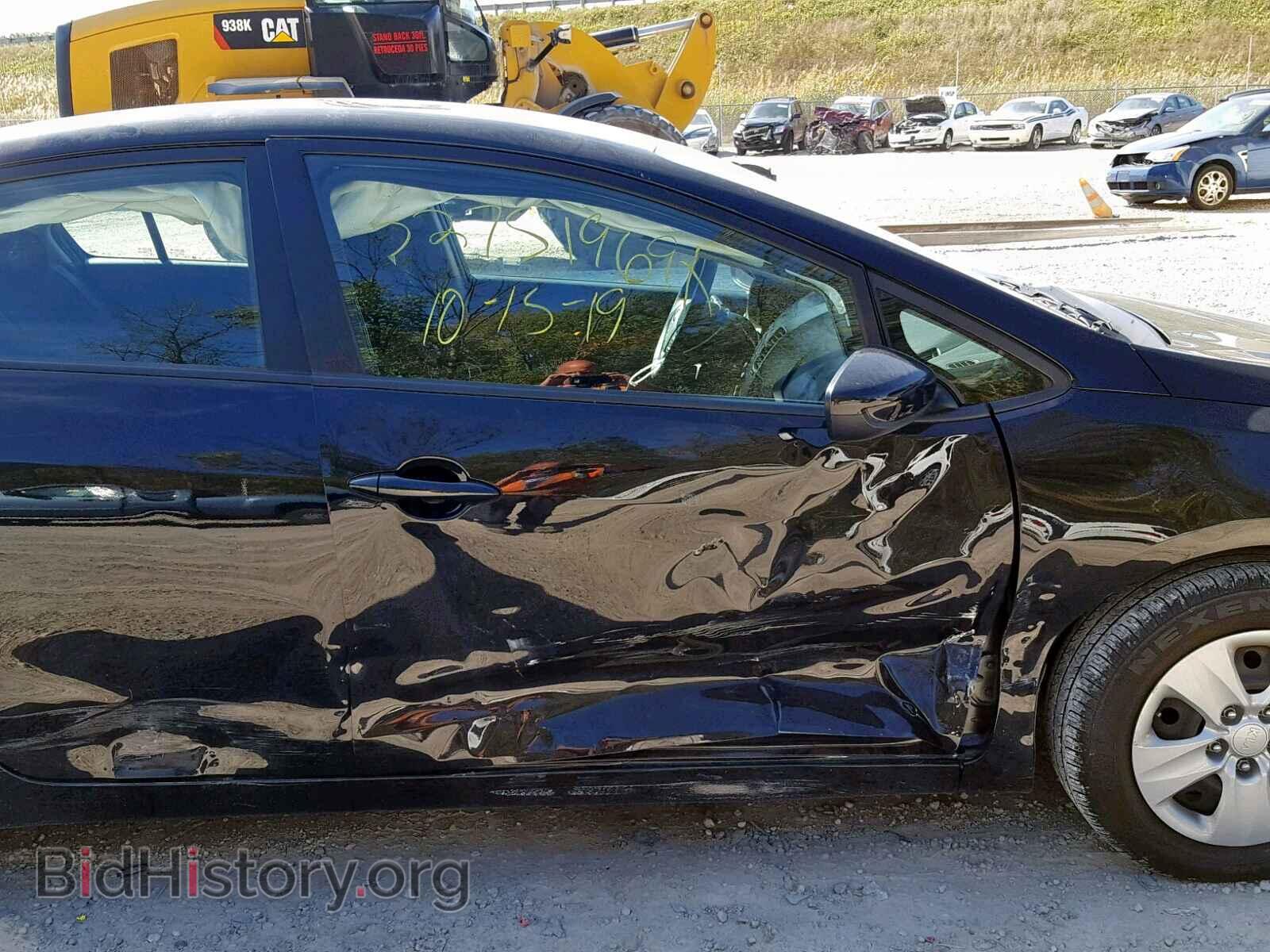 2017 KIA FORTE LX - VIN: 3KPFK4A73HE045279 - Фото 9