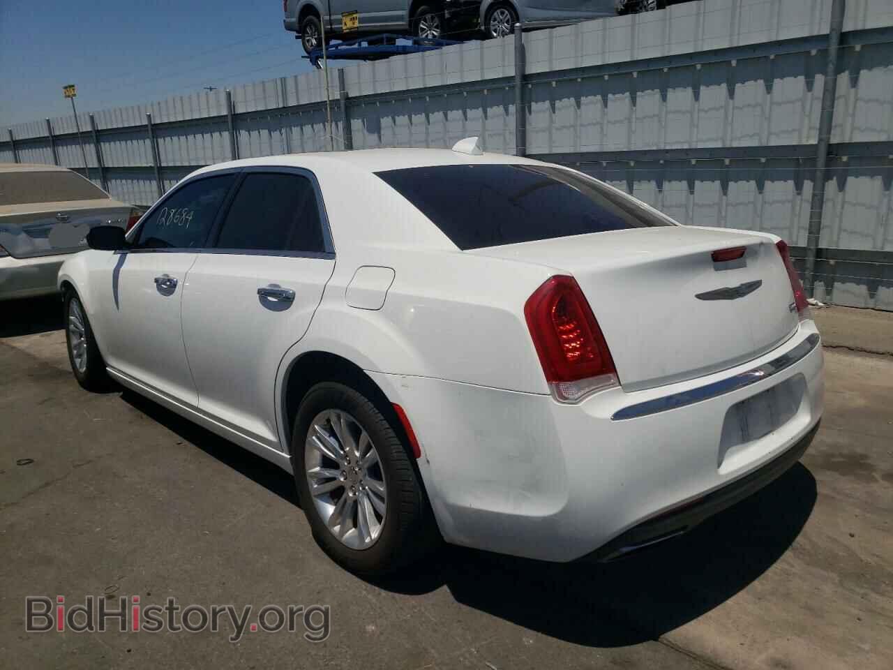 2016 CHRYSLER 300 - VIN: 2C3CCAEG9GH181402 - Фото 3
