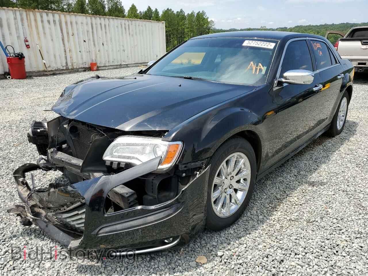 2014 CHRYSLER 300 - VIN: 2C3CCAET5EH301738 - Photo 2