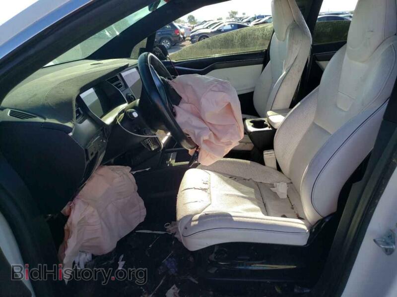 2016 Tesla MODEL X (VIN 5YJXCBE20GF012981) — photo 7 of 14