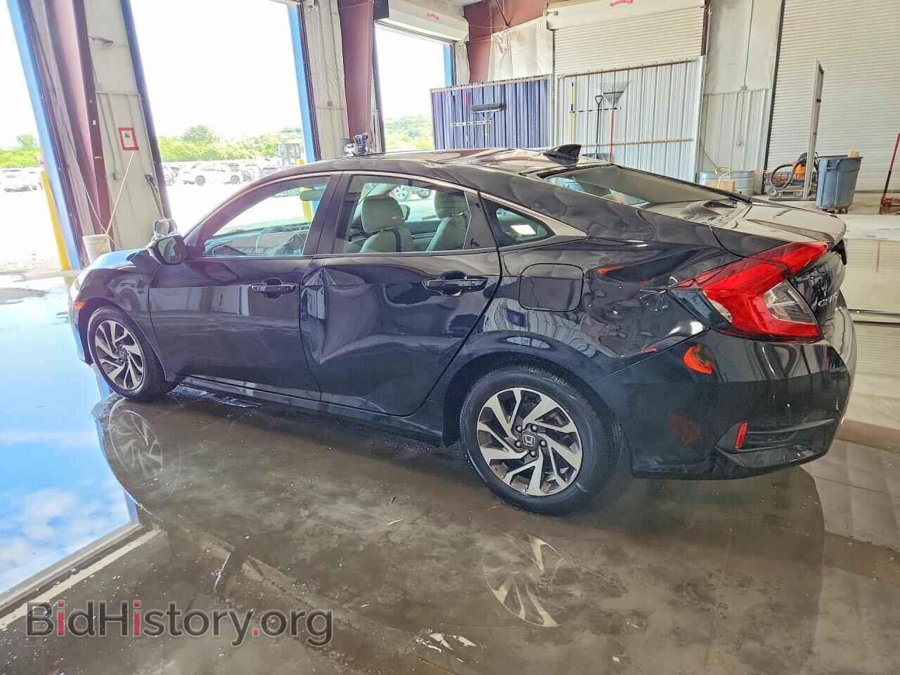 2018 HONDA CIVIC - VIN: 2HGFC2F88JH533383 - Фото 2