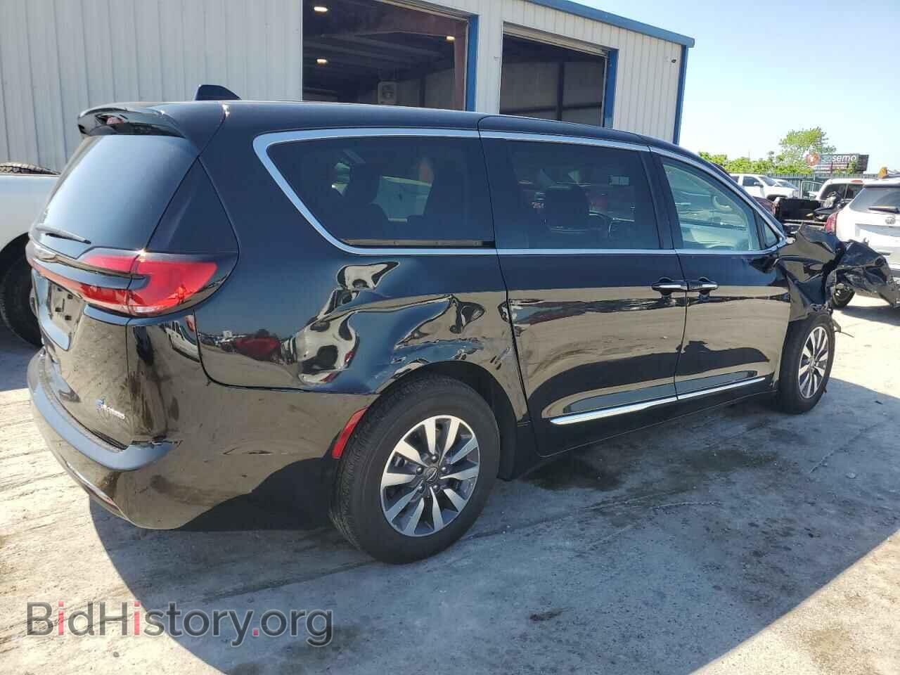 2023 CHRYSLER PACIFICA - VIN: 2C4RC1S71PR503258 - Photo 3