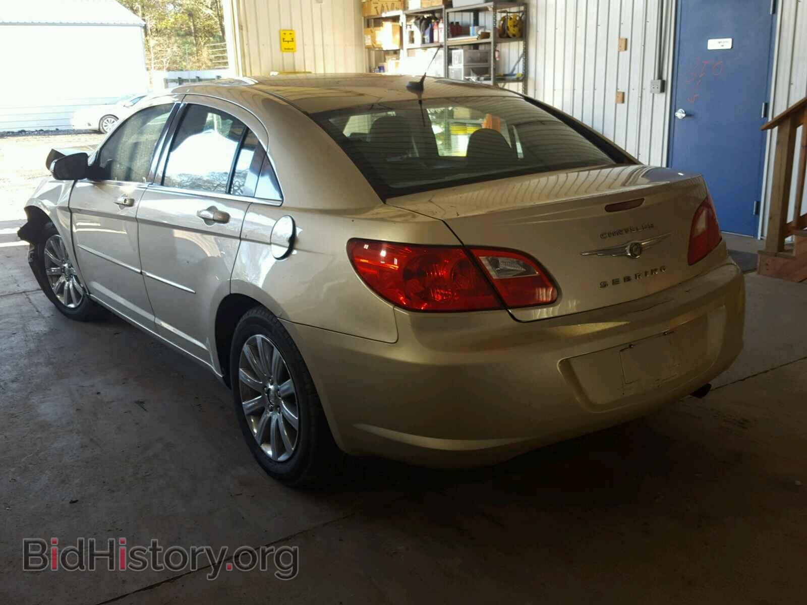 2010 CHRYSLER SEBRING - VIN: 1C3CC5FD8AN158199 - Фото 3