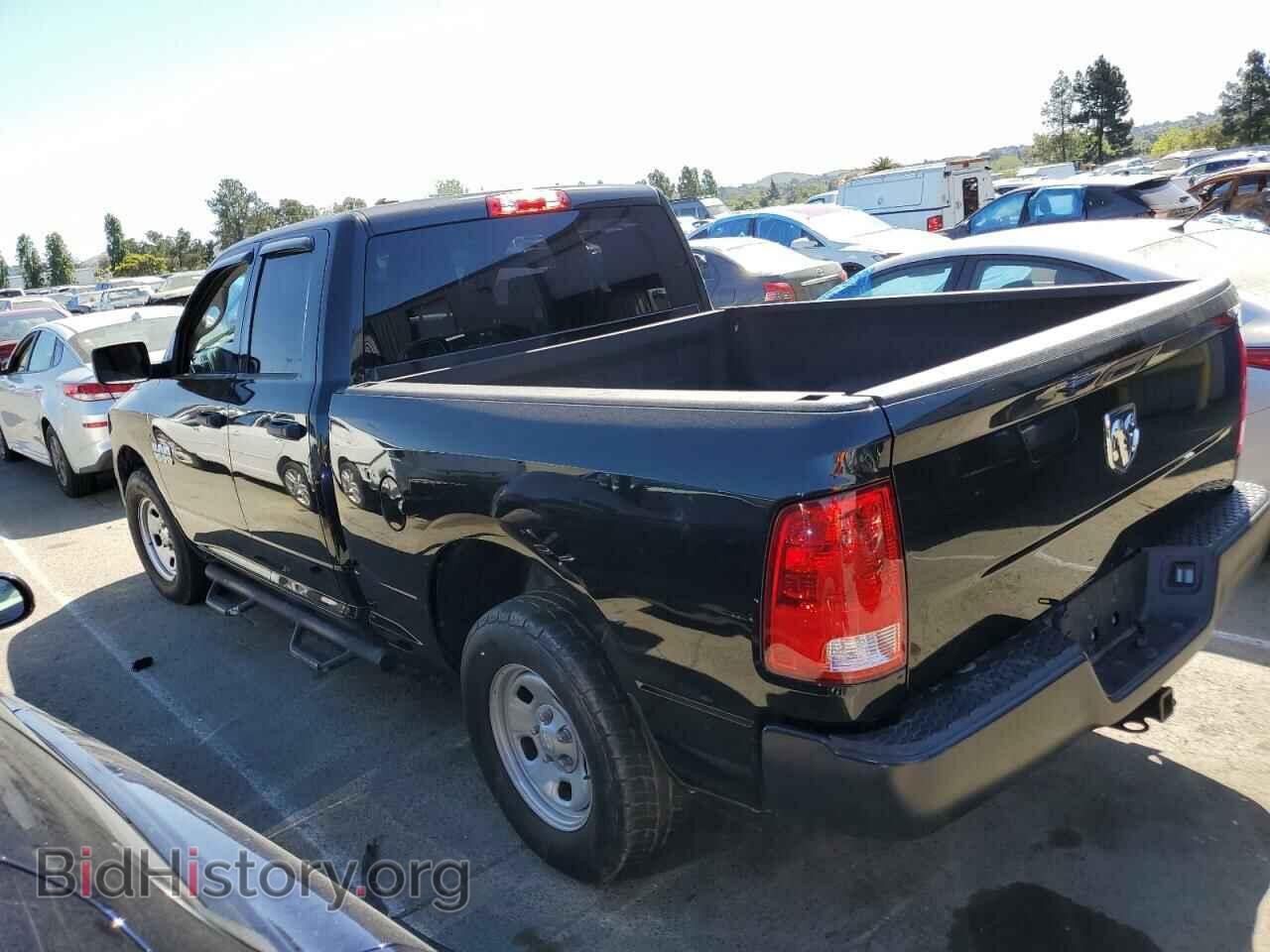 2018 RAM 1500 - VIN: 1C6RR6FG3JS341586 - Photo 2