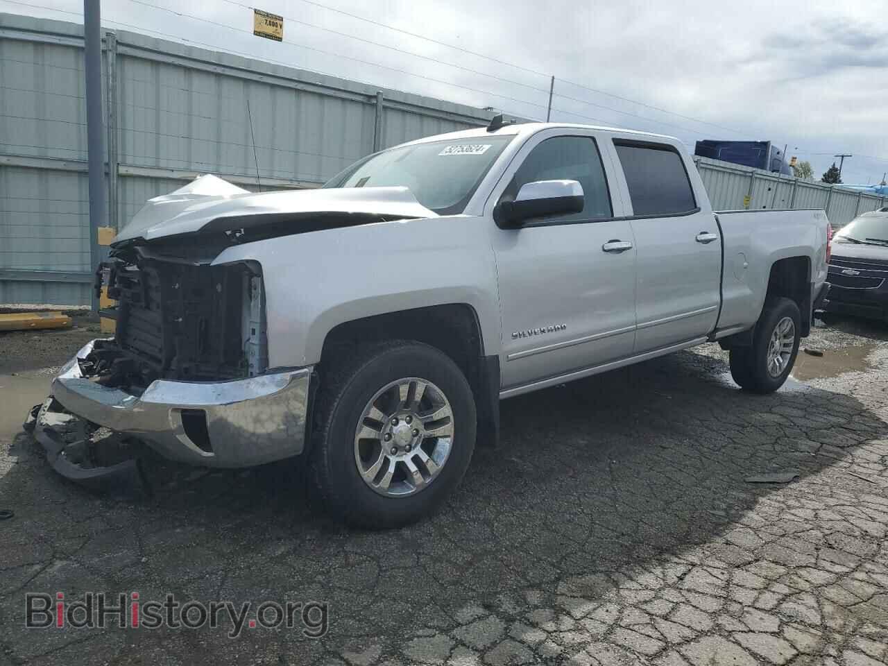 Photo 1GCUKREC3HF193756 - CHEVROLET ALL Models 2017
