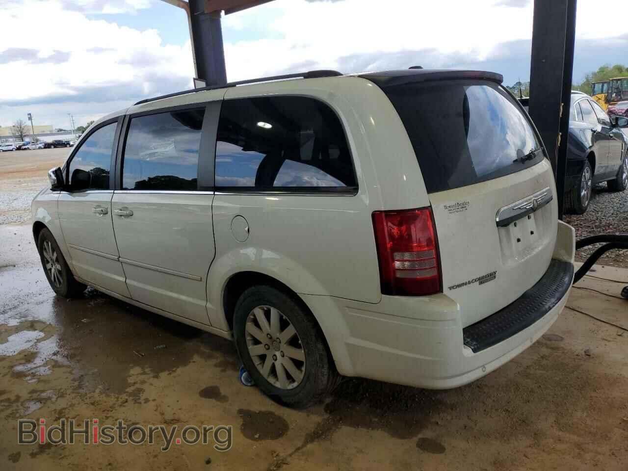 2008 CHRYSLER MINIVAN - VIN: 2A8HR54PX8R138216 - Фото 2