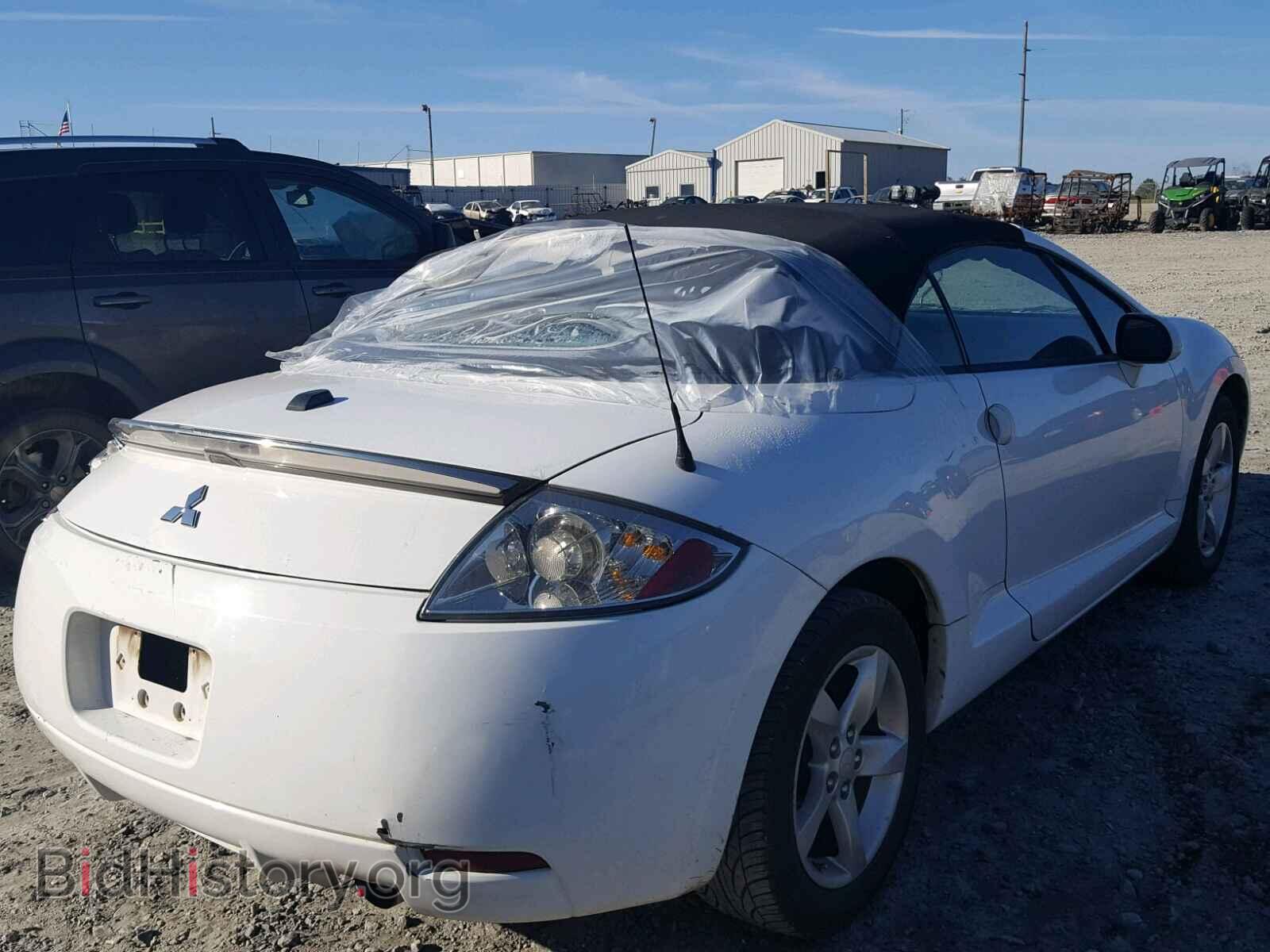2008 MITSUBISHI ECLIPSE - VIN: 4A3AL25F28E014613 - Photo 4