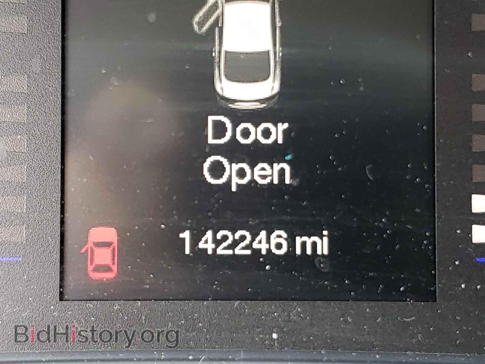 2015 CHRYSLER 200 - VIN: 1C3CCCAB5FN602818 - Фото 8