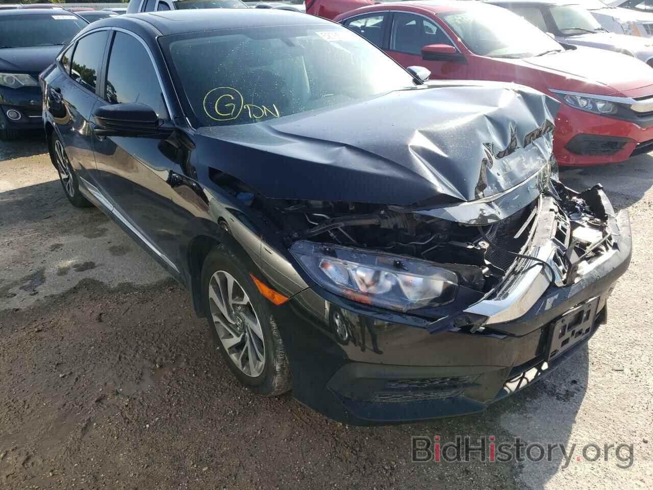 Photo 2HGFC2F70JH518108 - HONDA CIVIC 2018