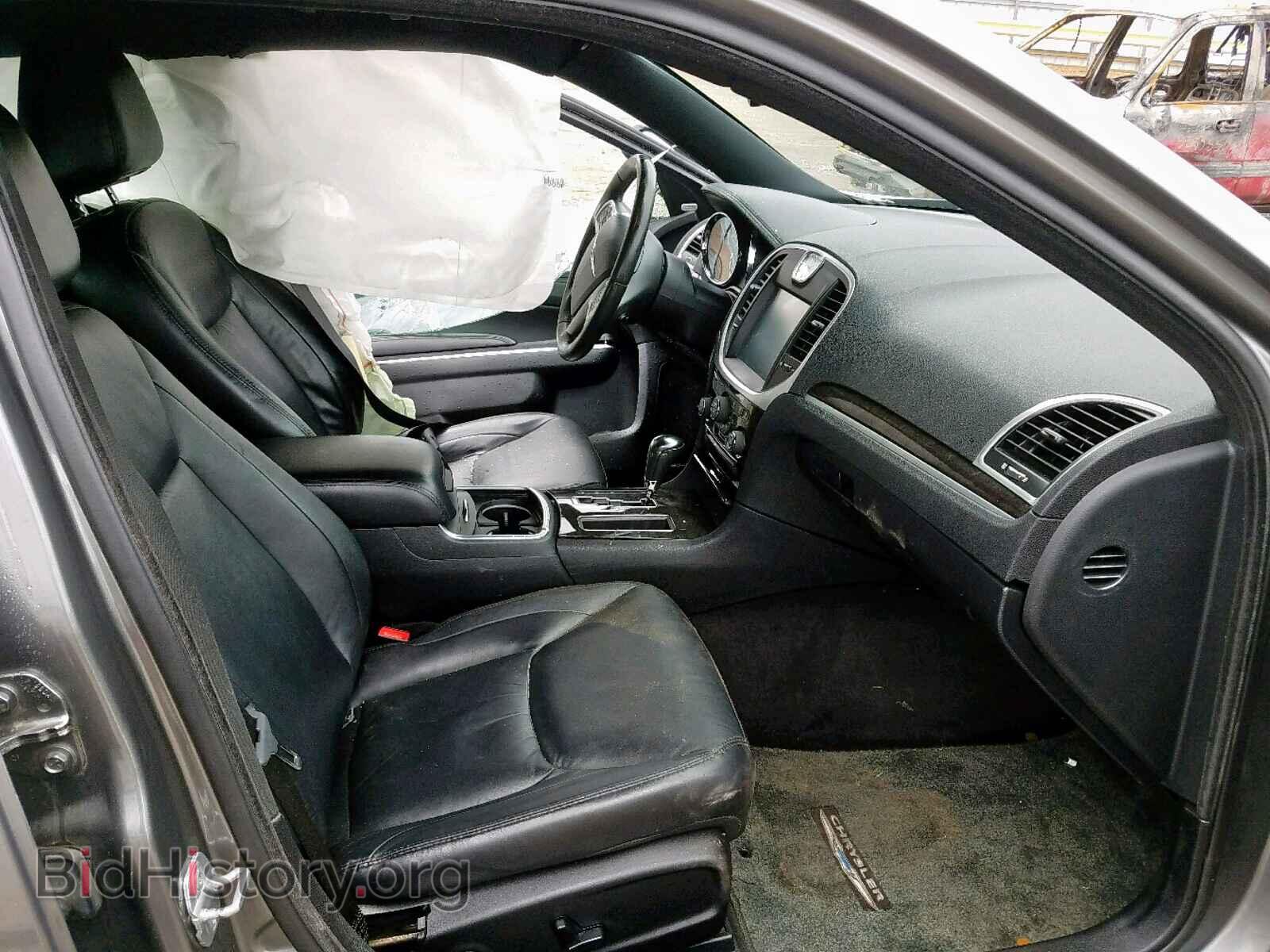 2011 CHRYSLER 300 - VIN: 2C3CA5CGXBH574592 - Фото 5