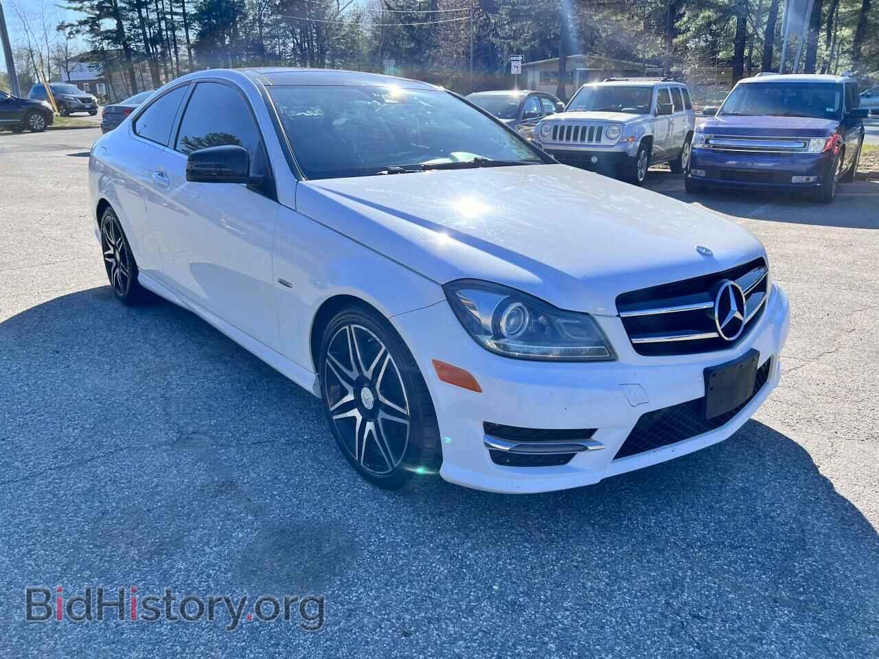 Photo WDDGJ4HB3EG186470 - MERCEDES-BENZ C-CLASS 2014