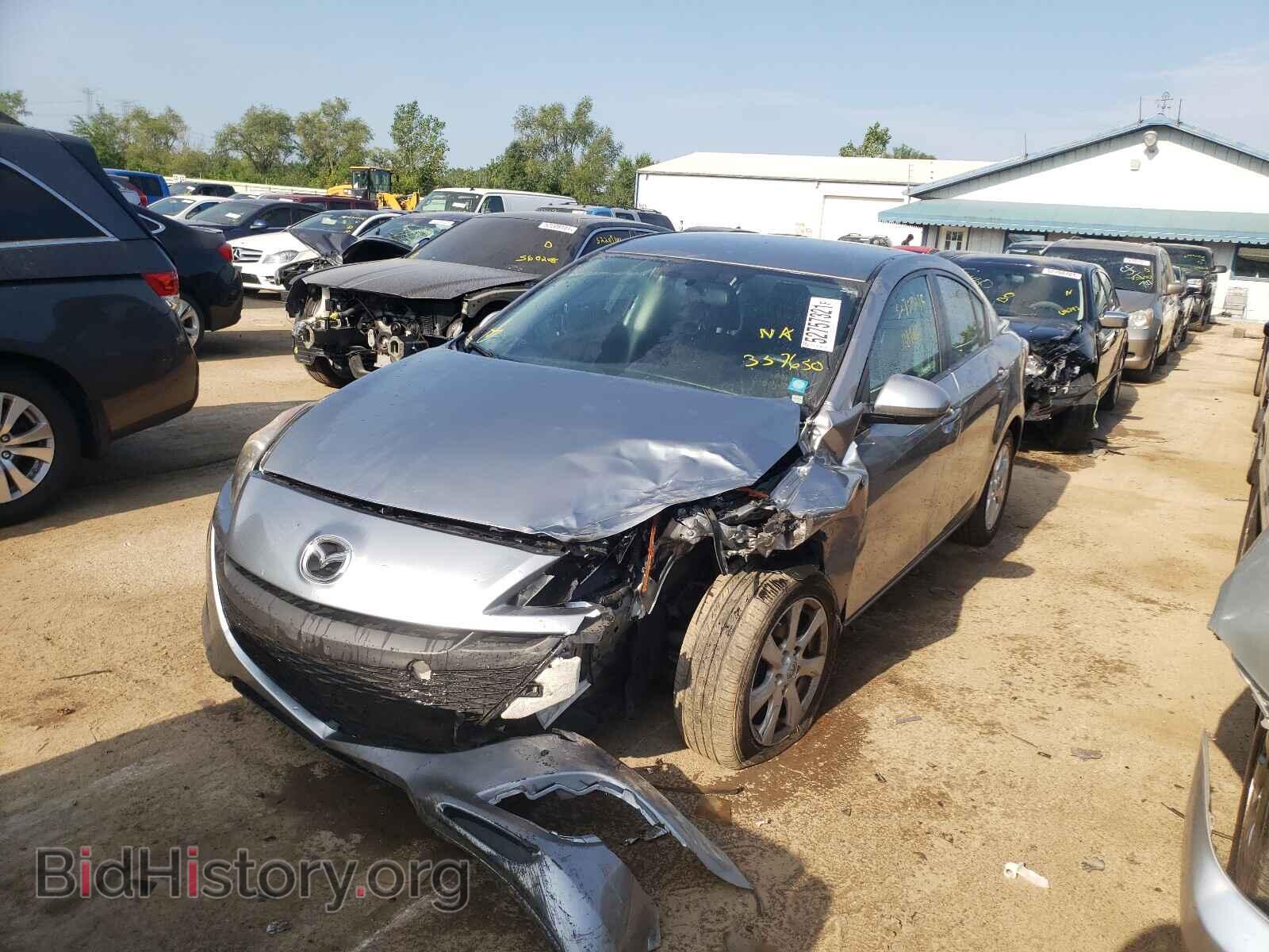 2011 MAZDA 3 - VIN: JM1BL1VF2B1357650 - Photo 2