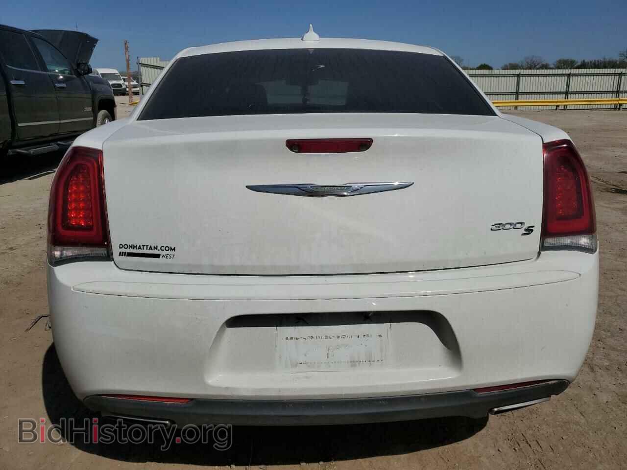 2018 CHRYSLER 300 - VIN: 2C3CCABG2JH214509 - Фото 6