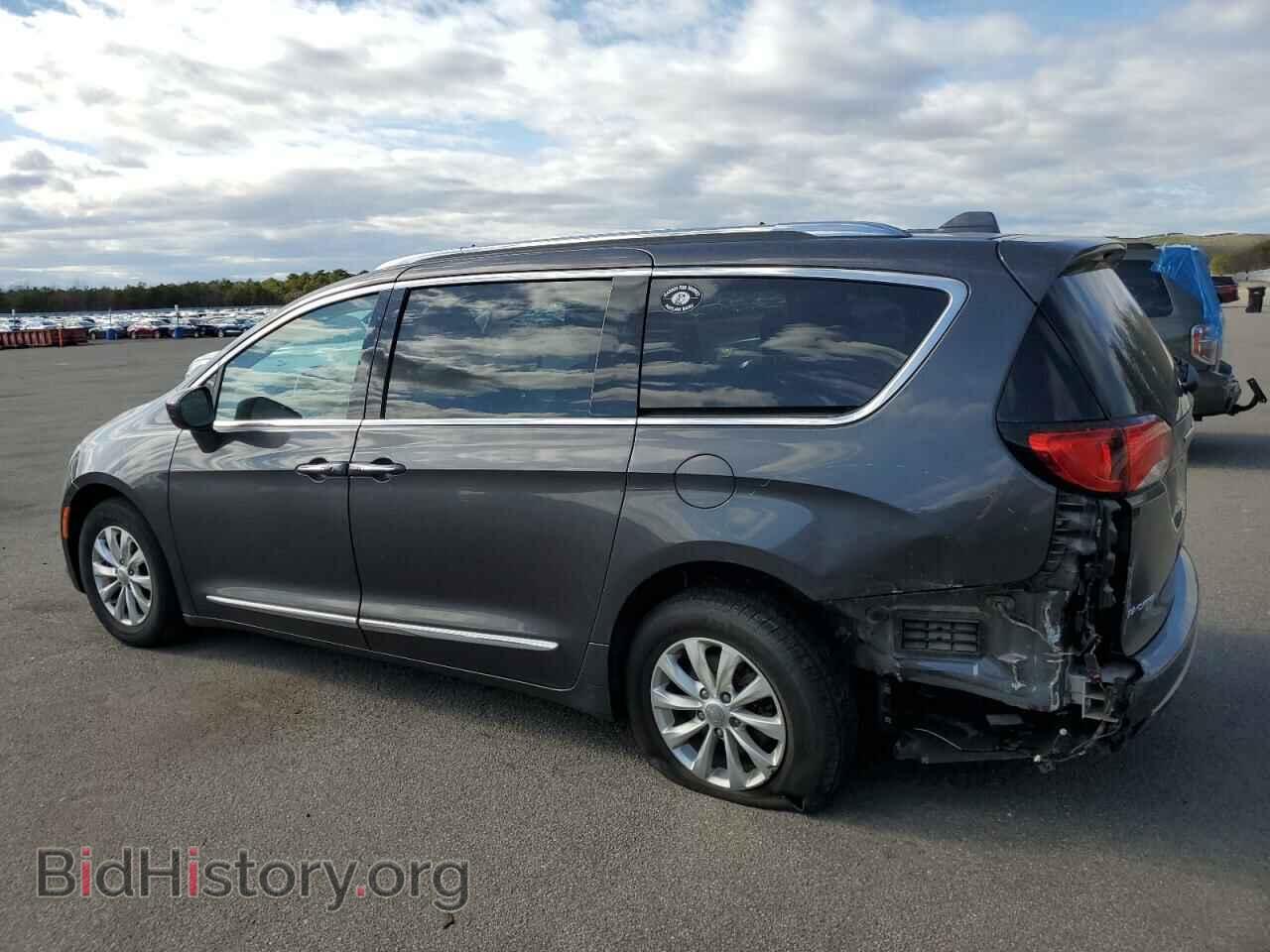 2019 CHRYSLER PACIFICA - VIN: 2C4RC1BG1KR613428 - Фото 2