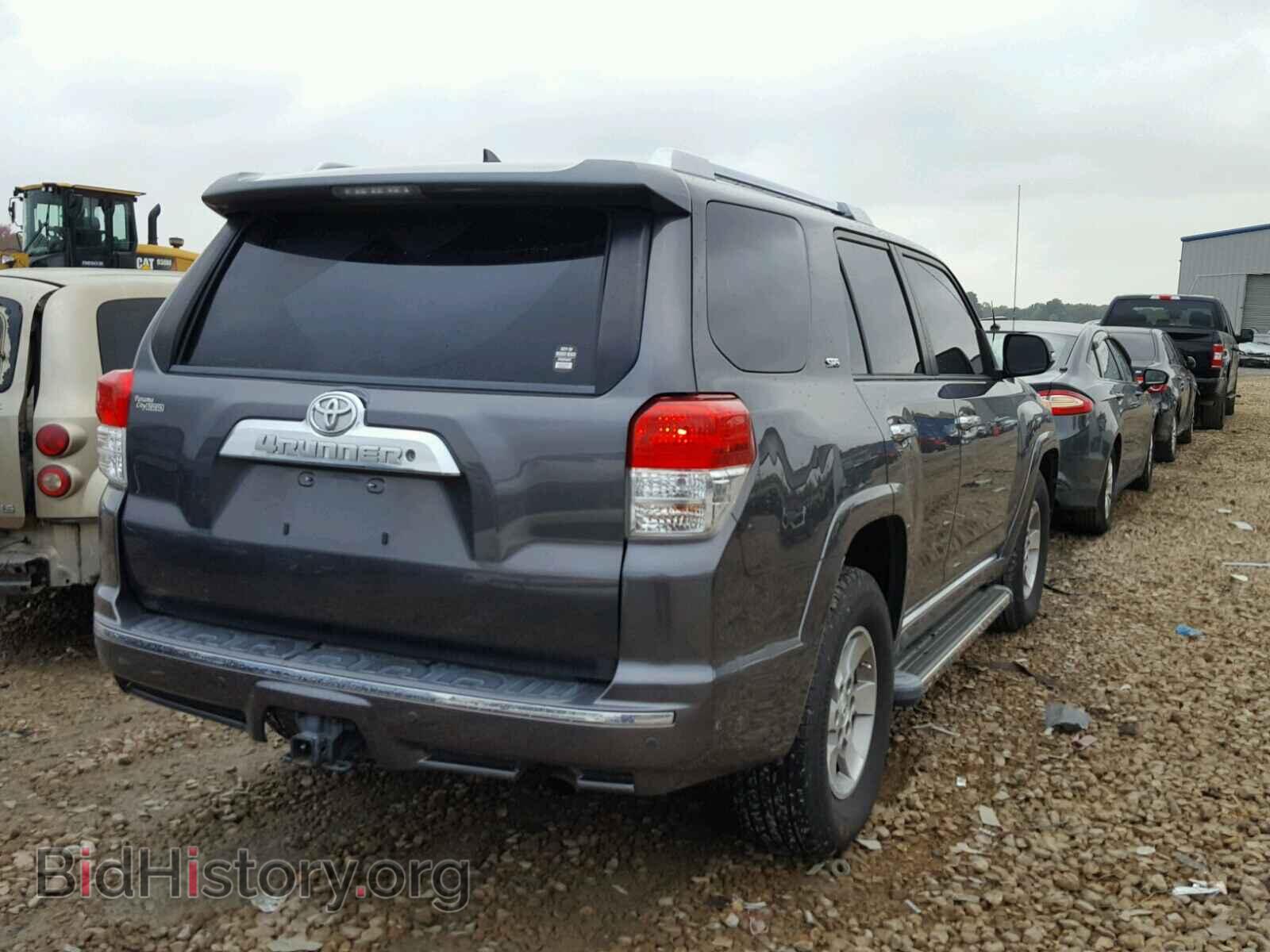 2011 TOYOTA 4RUNNER SR - VIN: JTEZU5JR7B5016784 - Фото 4