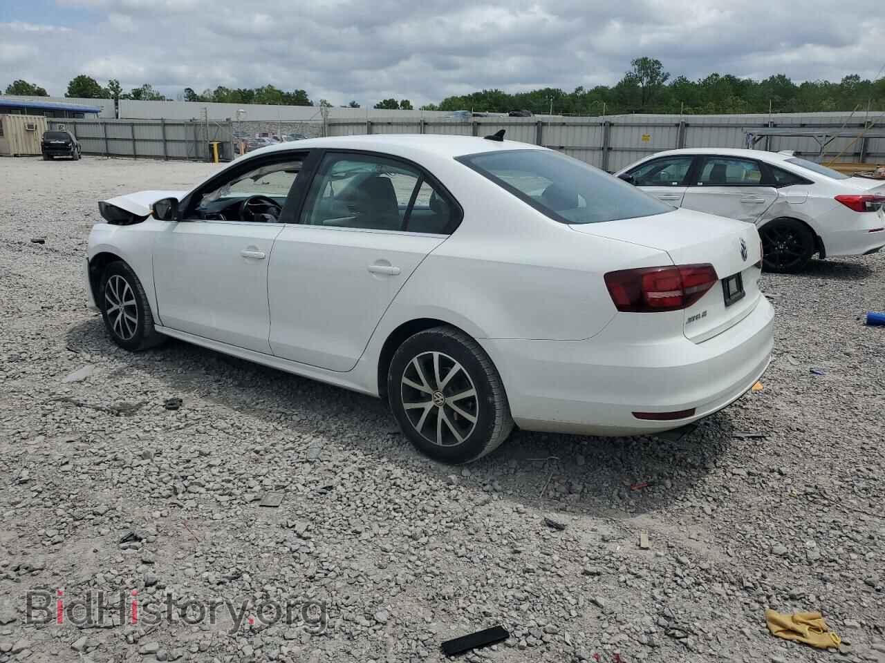2017 VOLKSWAGEN JETTA - VIN: 3VWDB7AJ0HM370401 - Фото 2