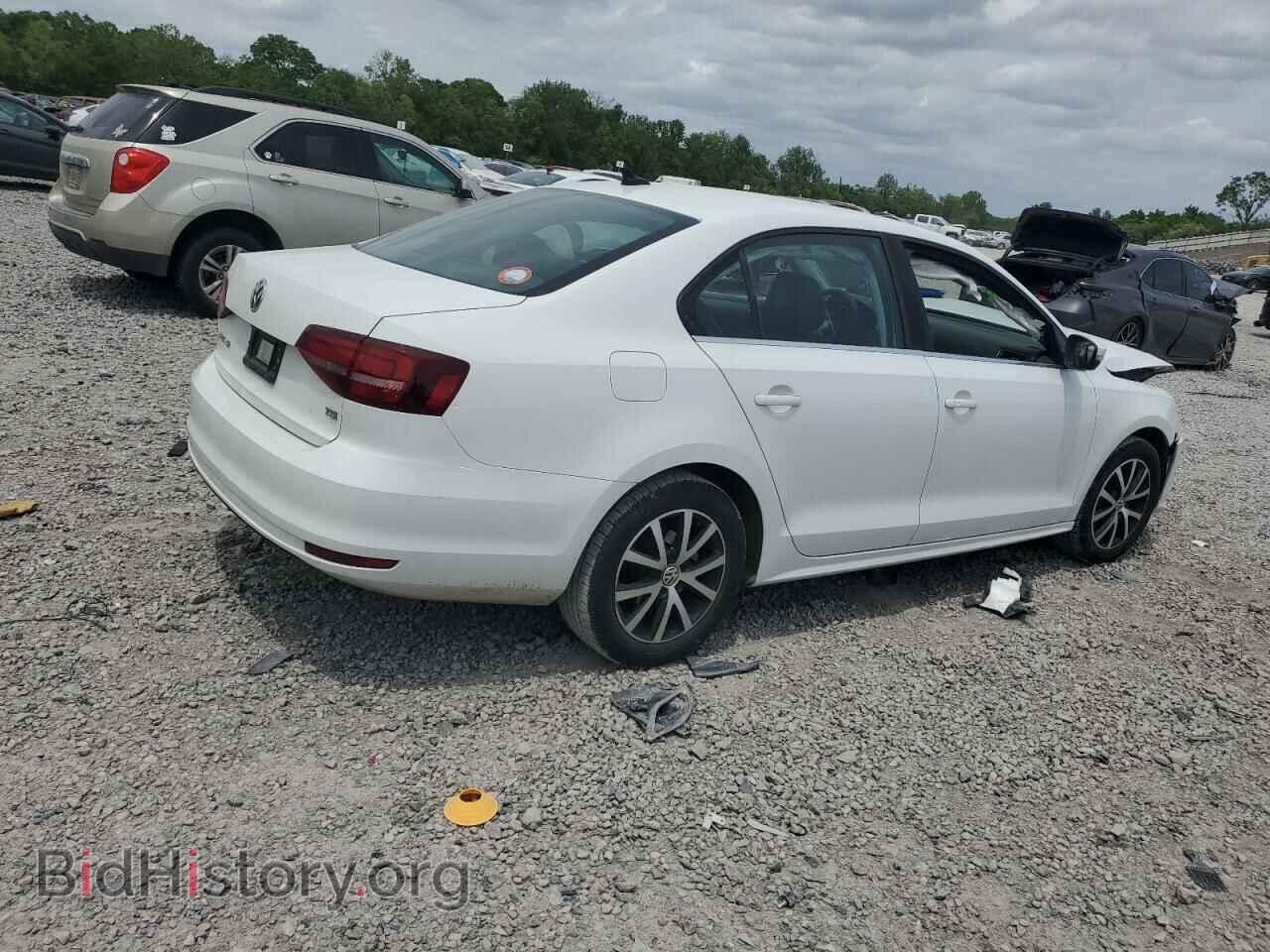 2017 VOLKSWAGEN JETTA - VIN: 3VWDB7AJ0HM370401 - Фото 3