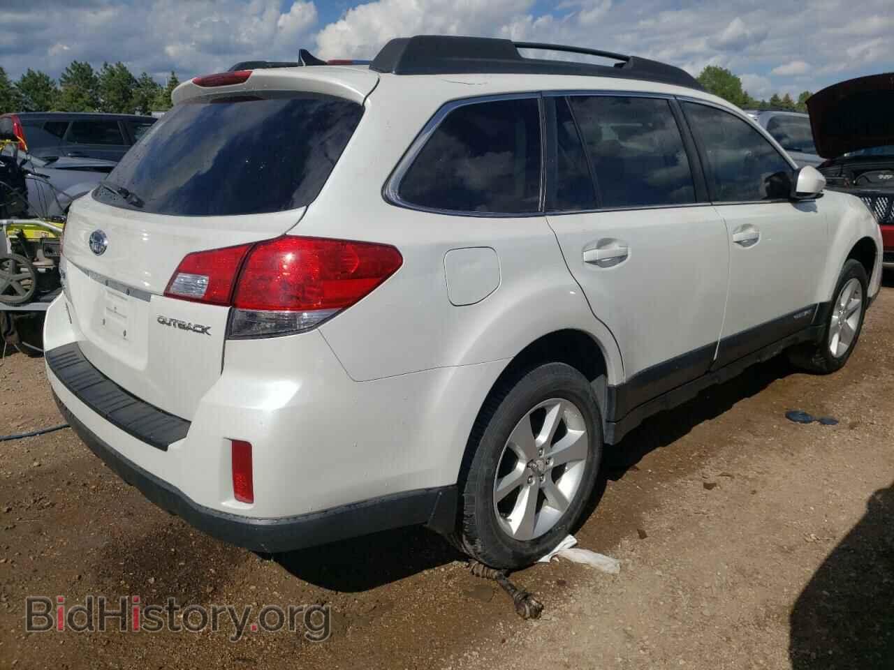 2014 SUBARU OUTBACK - VIN: 4S4BRCDCXE3263571 - Фото 3