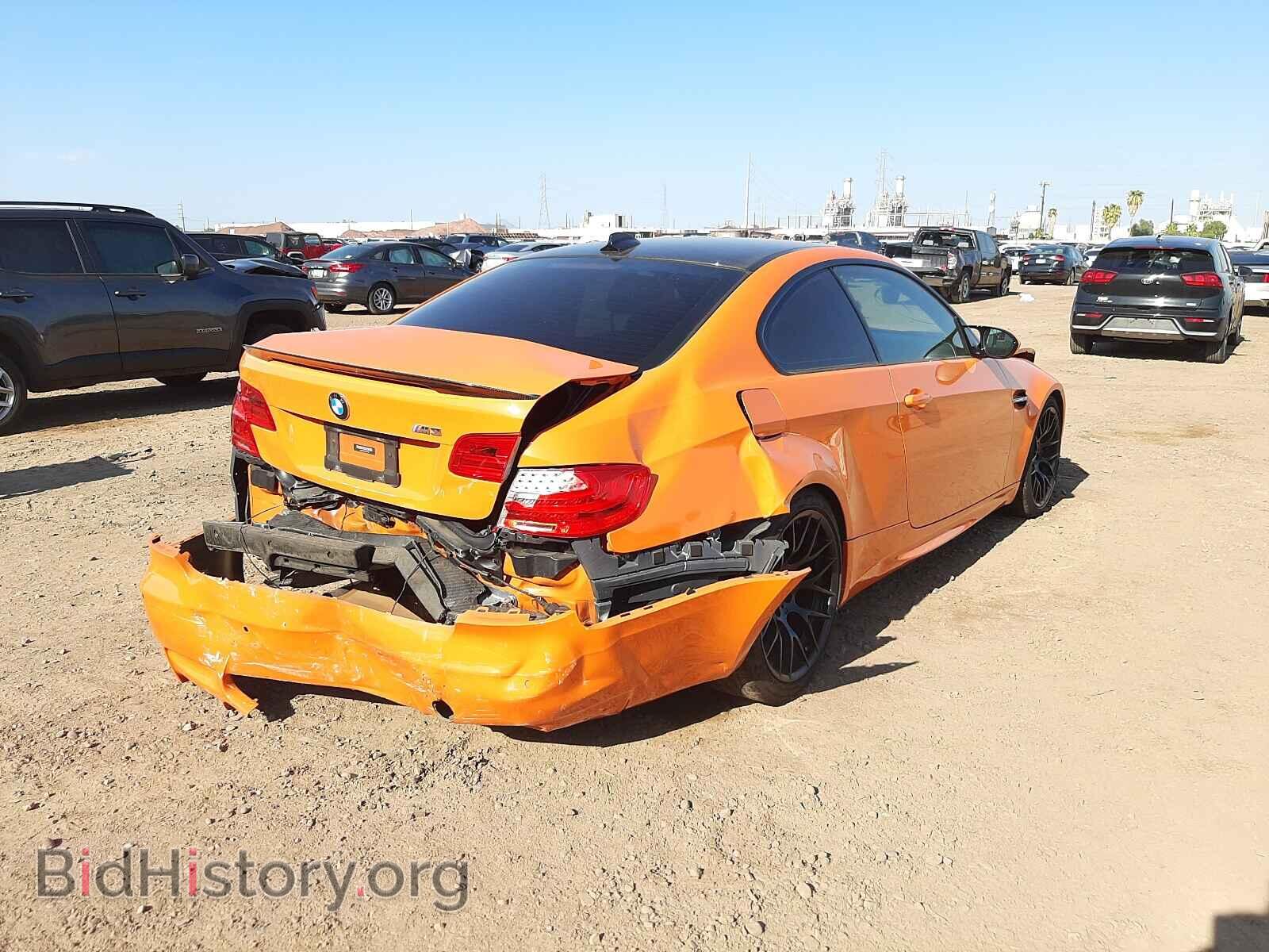 2013 BMW M3 - VIN: WBSKG9C56DJ593193 - Фото 4