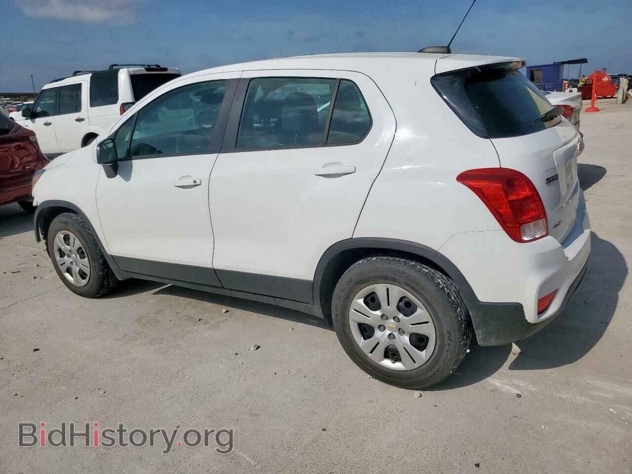 2017 CHEVROLET TRAX - VIN: KL7CJKSB9HB069187 - Фото 2