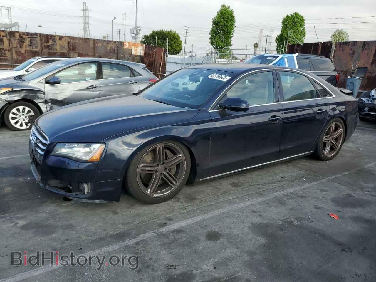 Photo WAUAVAFD3BN002141 - AUDI A8 2011