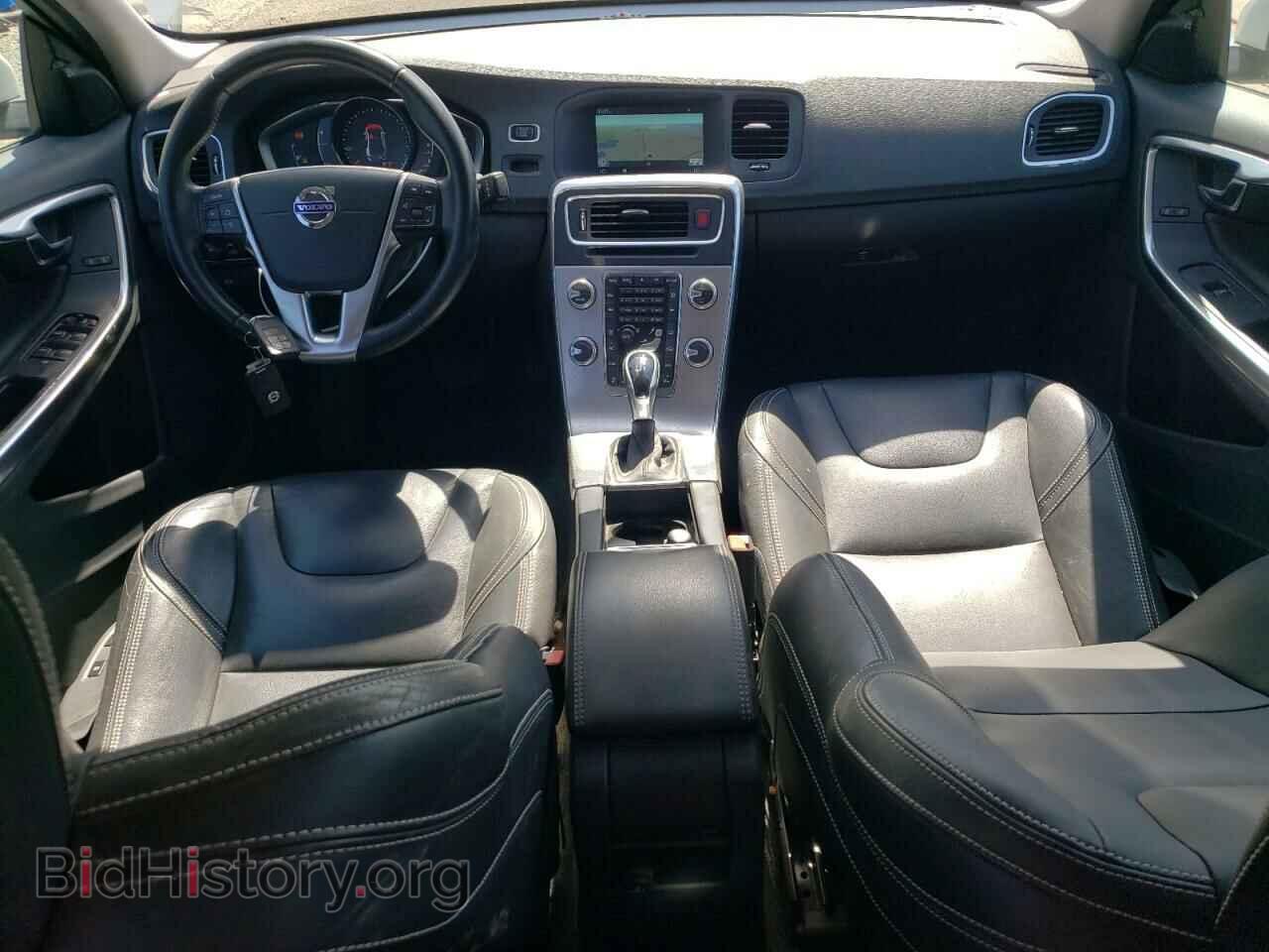 2017 VOLVO S60 - VIN: YV126MFL3H2430406 - Фото 8