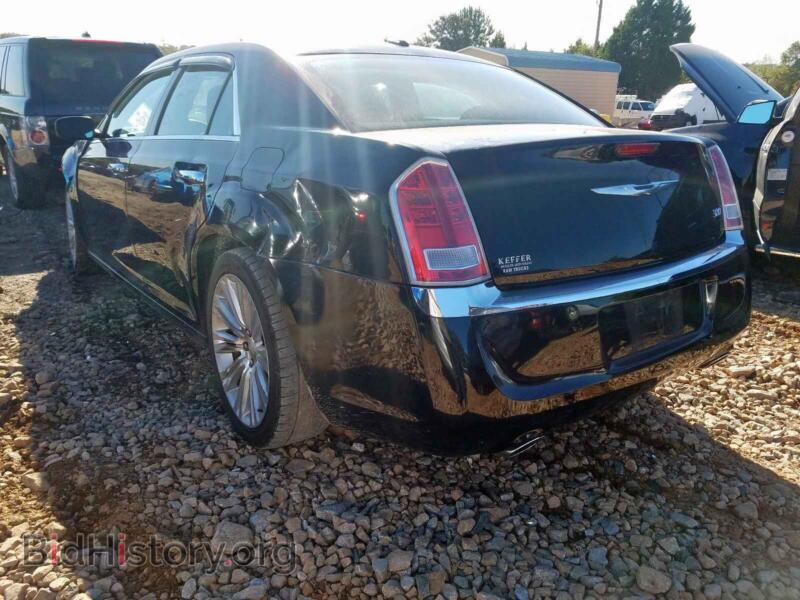 2011 Chrysler 300 (VIN 2C3CA5CG2BH594187) — photo 3 of 10