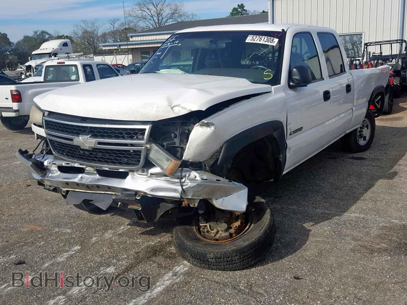 2006 CHEVROLET SILVERADO - VIN: 1GCHC23U96F135911 - Фото 2