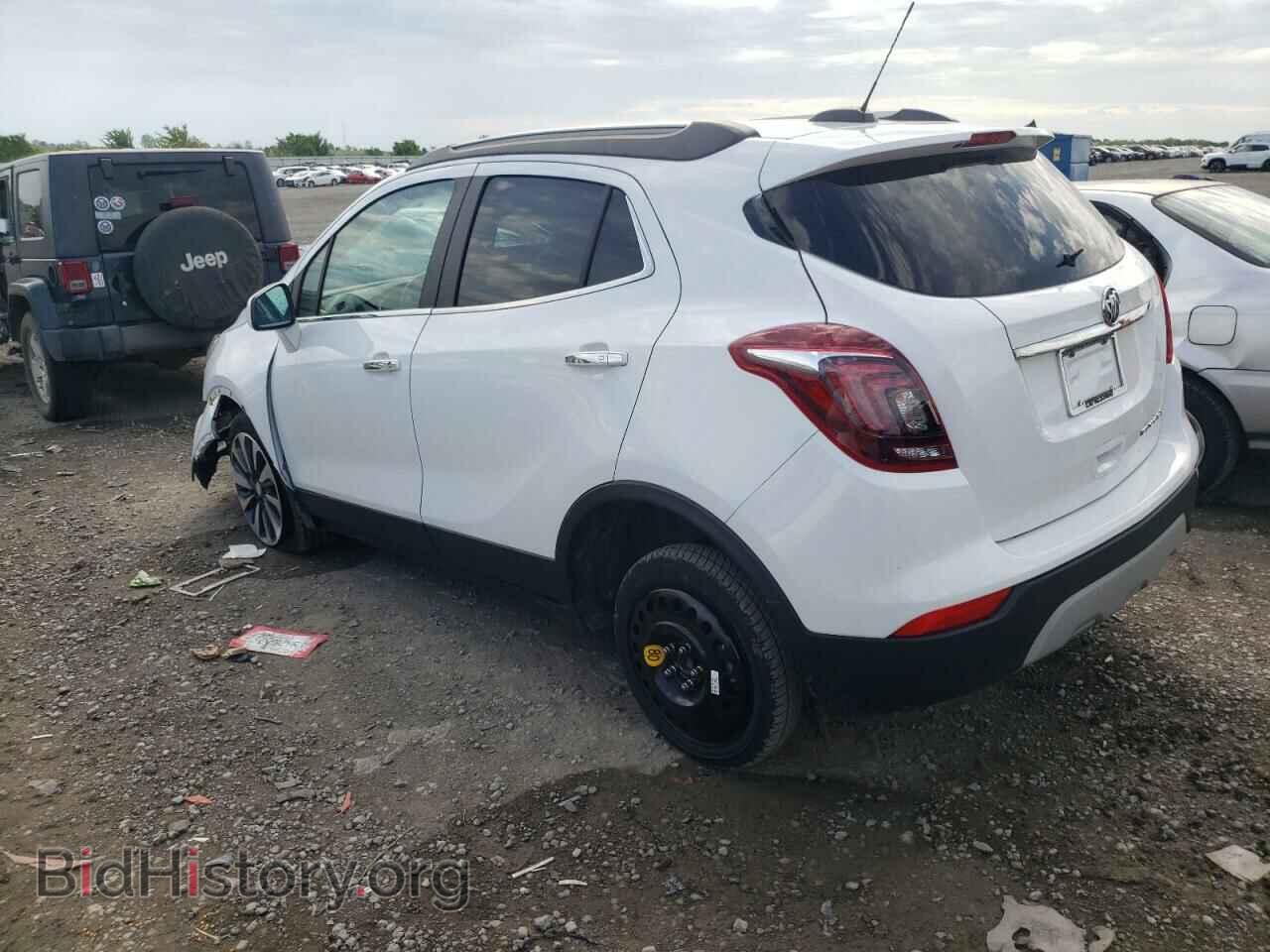 2022 BUICK ENCORE - VIN: KL4CJASM2NB517676 - Photo 2