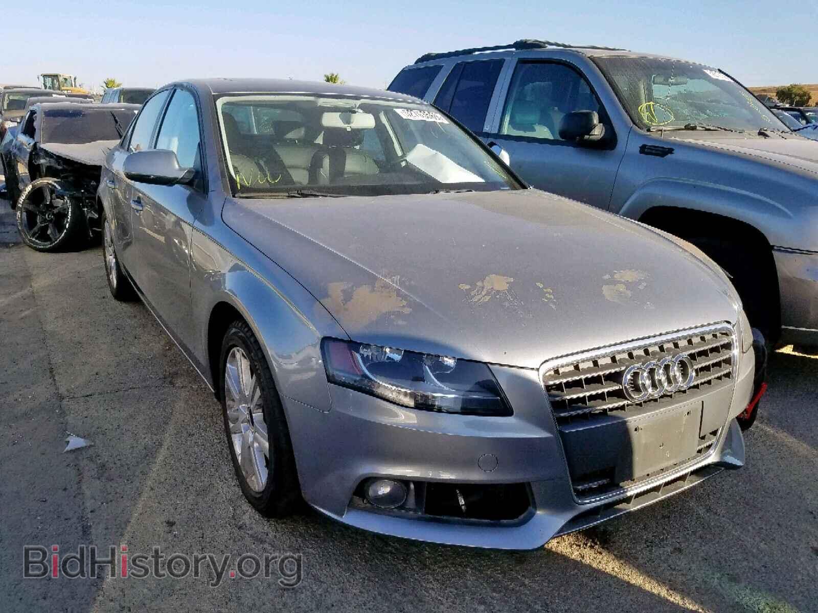 Фотография WAUAFAFL0AN012614 - AUDI A4 2010
