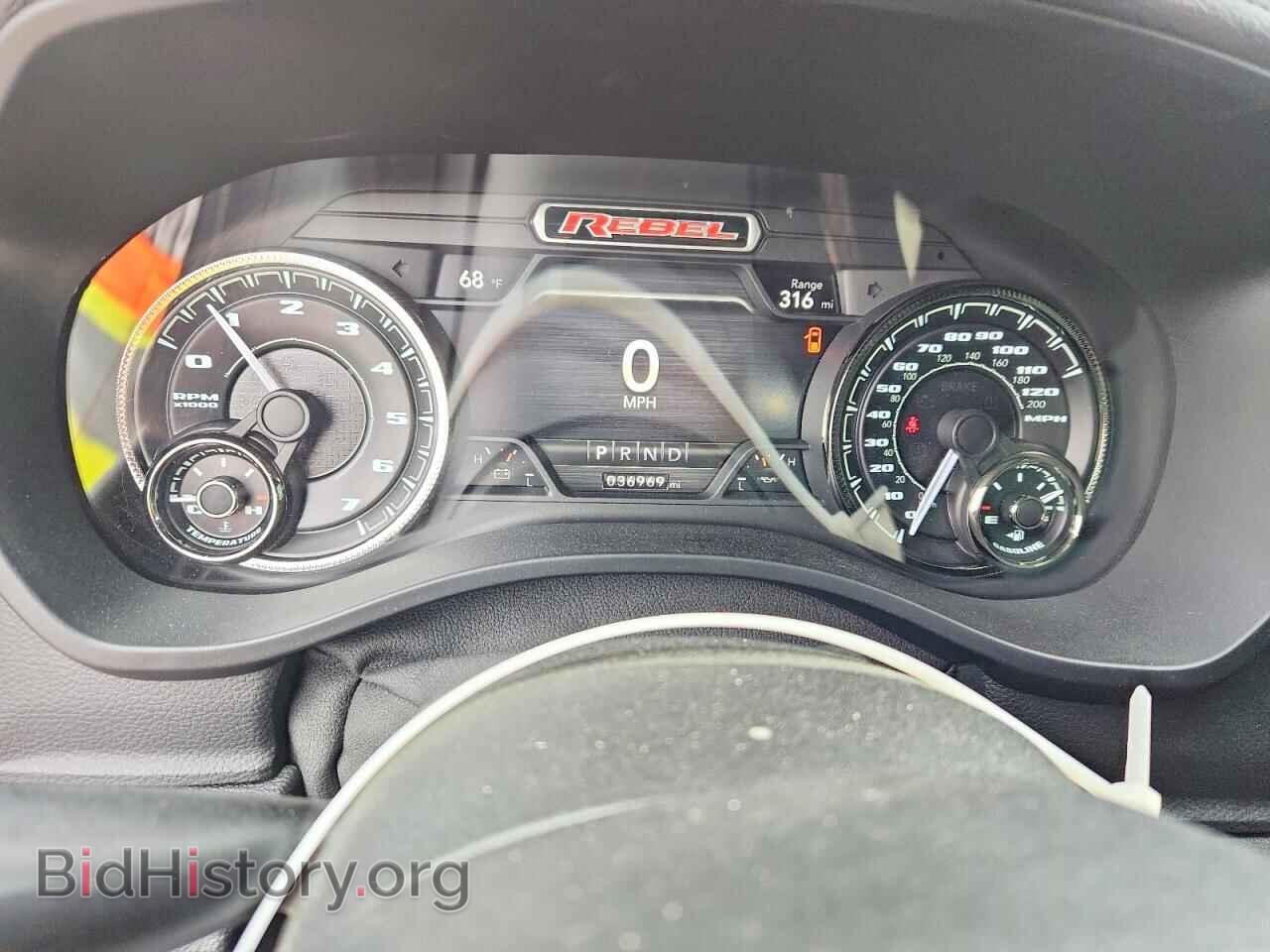 2021 RAM 1500 - VIN: 1C6SRFLT0MN578848 - Photo 9