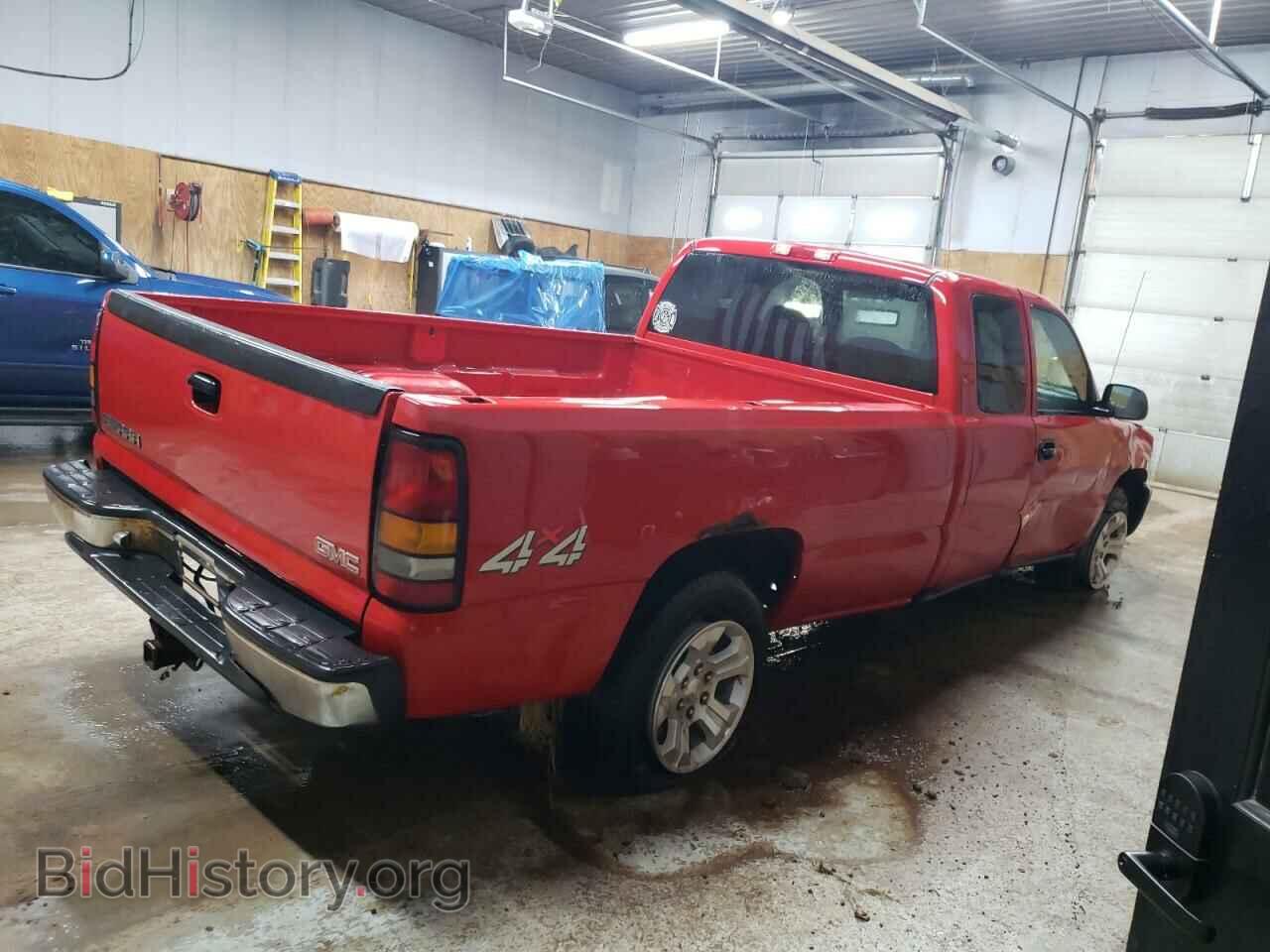 2005 GMC SIERRA - VIN: 1GTEK19T45E275528 - Фото 3