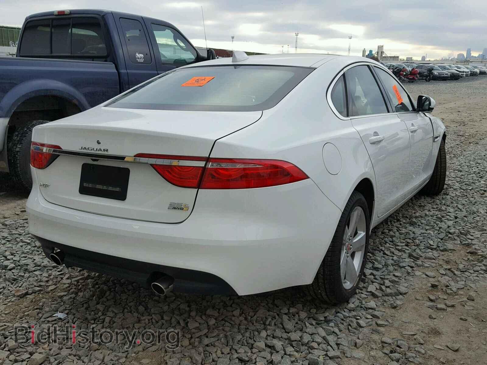 2018 JAGUAR XF - VIN: SAJBS4FXXJCY69964 - Фото 4