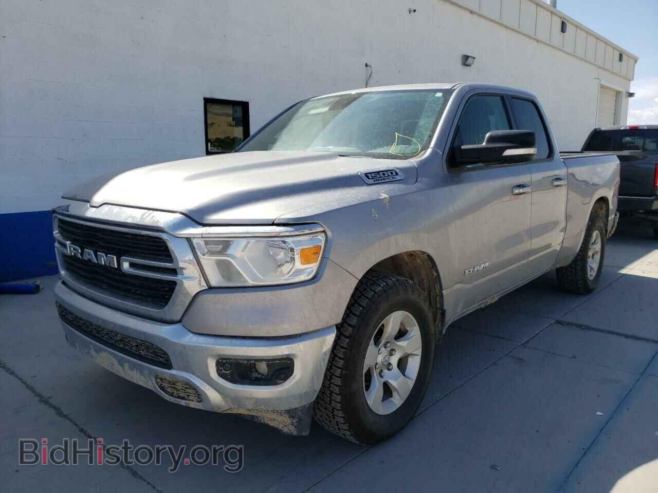 2020 RAM 1500 - VIN: 1C6SRFBT3LN267933 - Фото 2