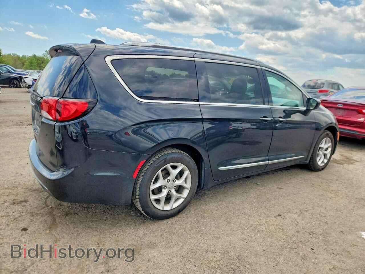 2017 CHRYSLER PACIFICA - VIN: 2C4RC1EG3HR518891 - Фото 3