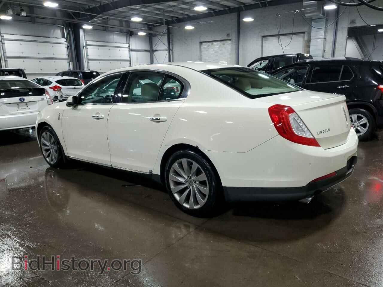 2013 LINCOLN MKS - VIN: 1LNHL9DK3DG609120 - Фото 2