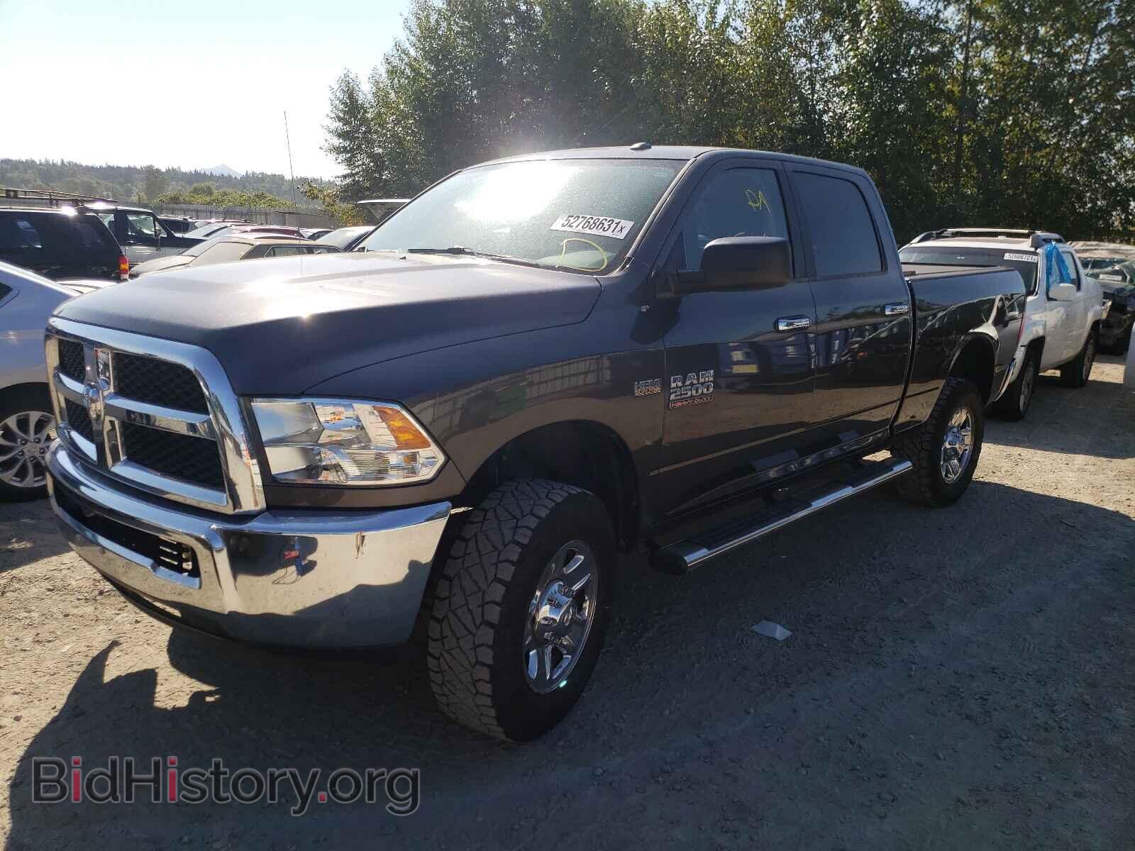 2016 RAM 2500 - VIN: 3C6TR5DT2GG378645 - Фото 2