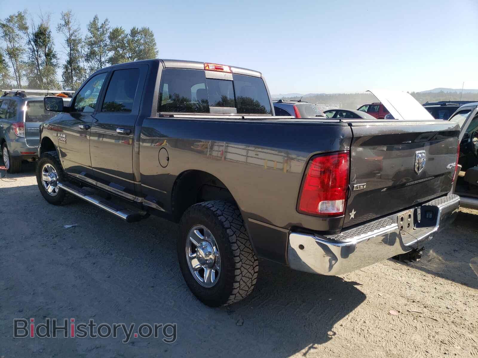 2016 RAM 2500 - VIN: 3C6TR5DT2GG378645 - Фото 3