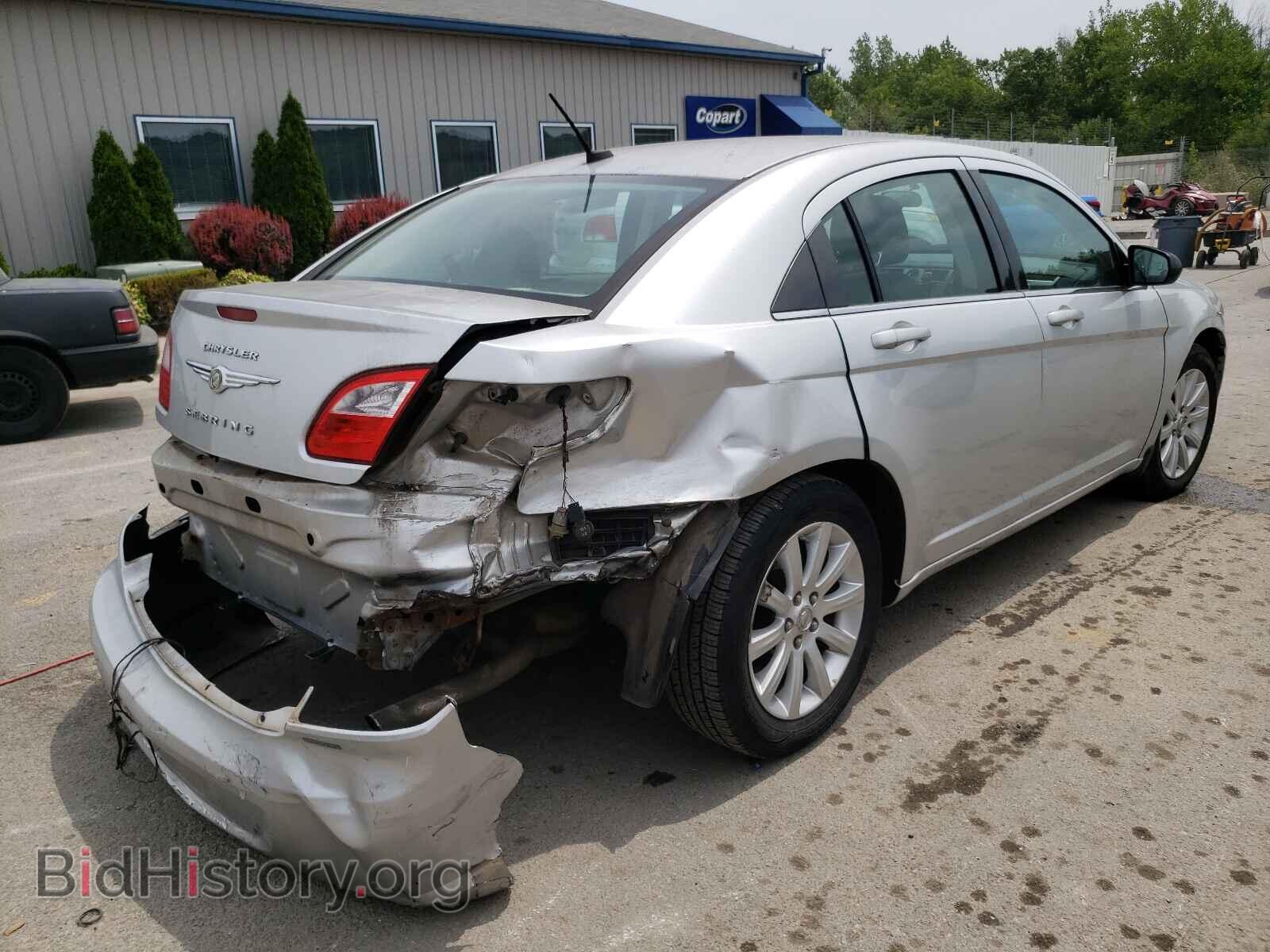 2010 CHRYSLER SEBRING - VIN: 1C3CC5FB4AN137347 - Фото 4