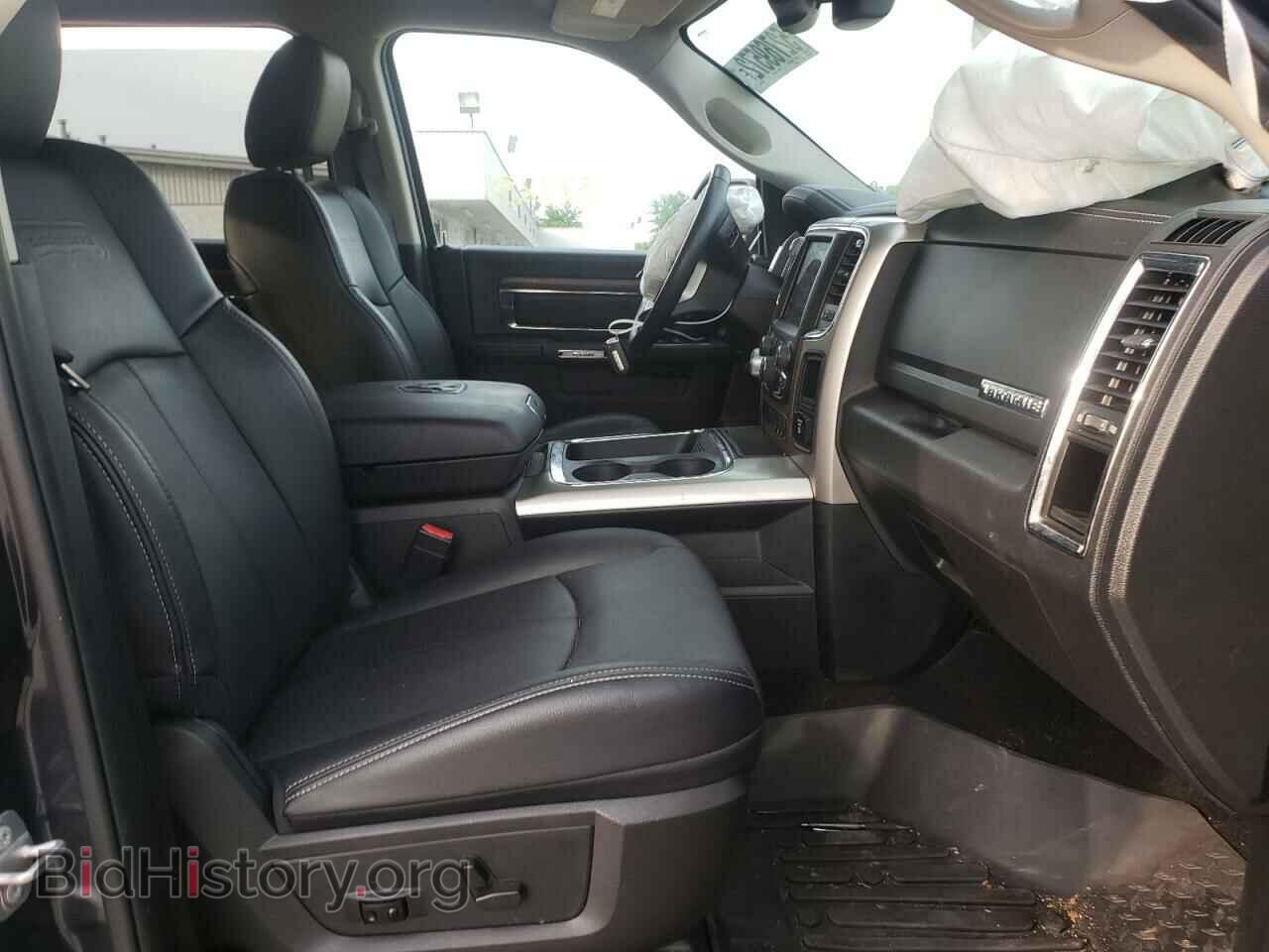 2018 RAM 1500 - VIN: 1C6RR7VT3JS140968 - Фото 5