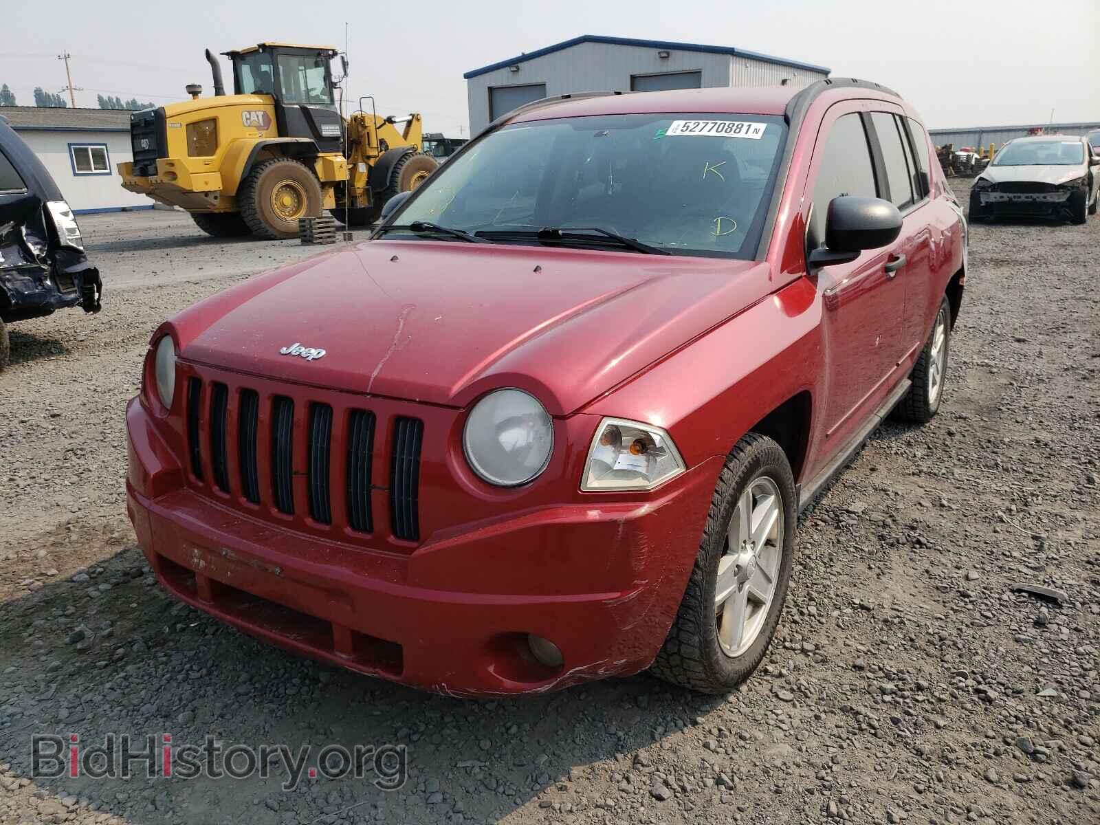 2009 JEEP COMPASS - VIN: 1J4FF47B99D129247 - Photo 2