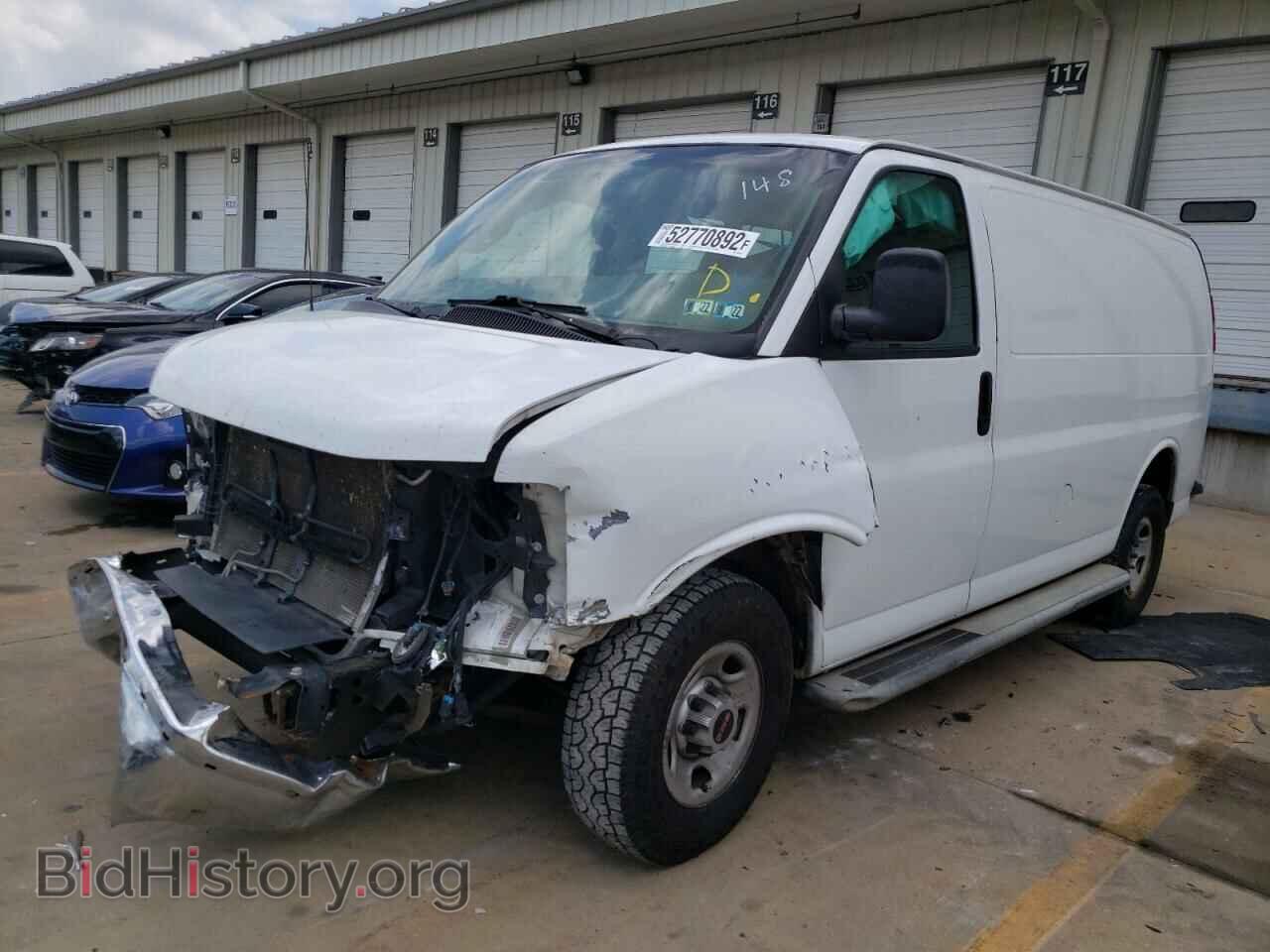 2017 GMC SAVANA - VIN: 1GTW7AFF8H1912792 - Фото 2