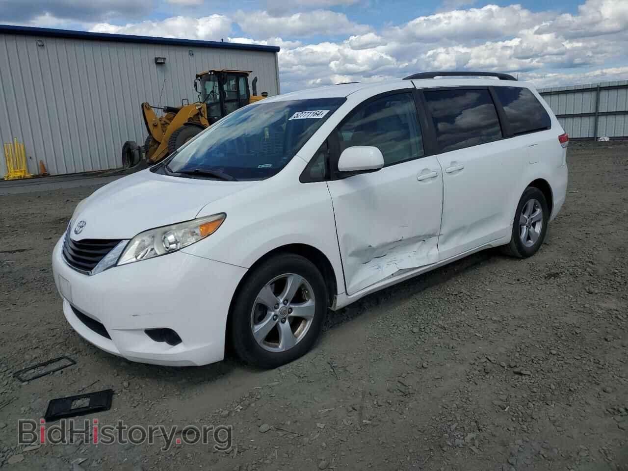 Photo 5TDKK3DC5BS083952 - TOYOTA All Models 2011