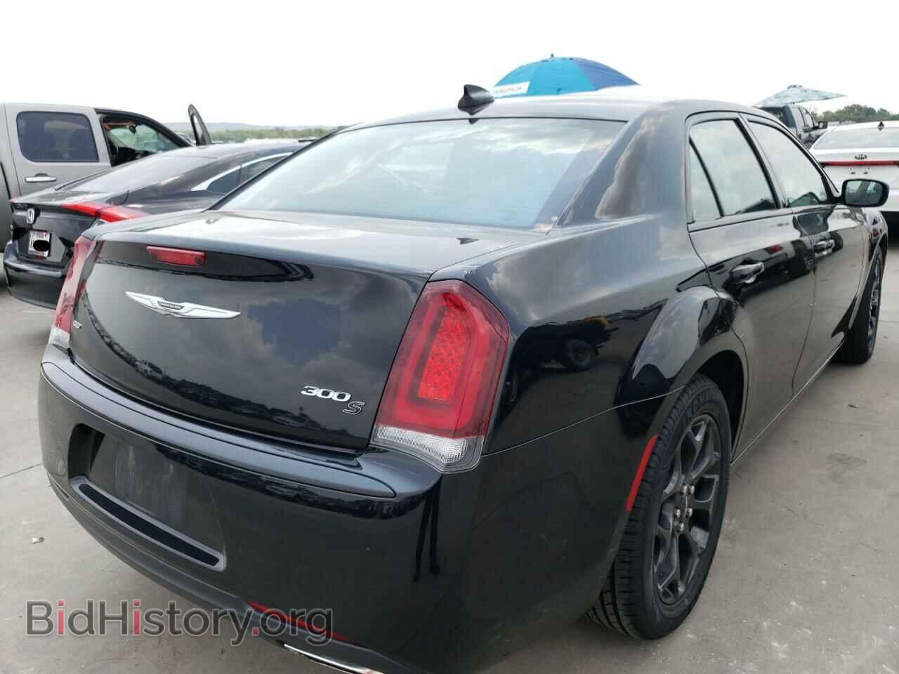 2019 CHRYSLER 300 - VIN: 2C3CCAGG7KH648726 - Photo 4