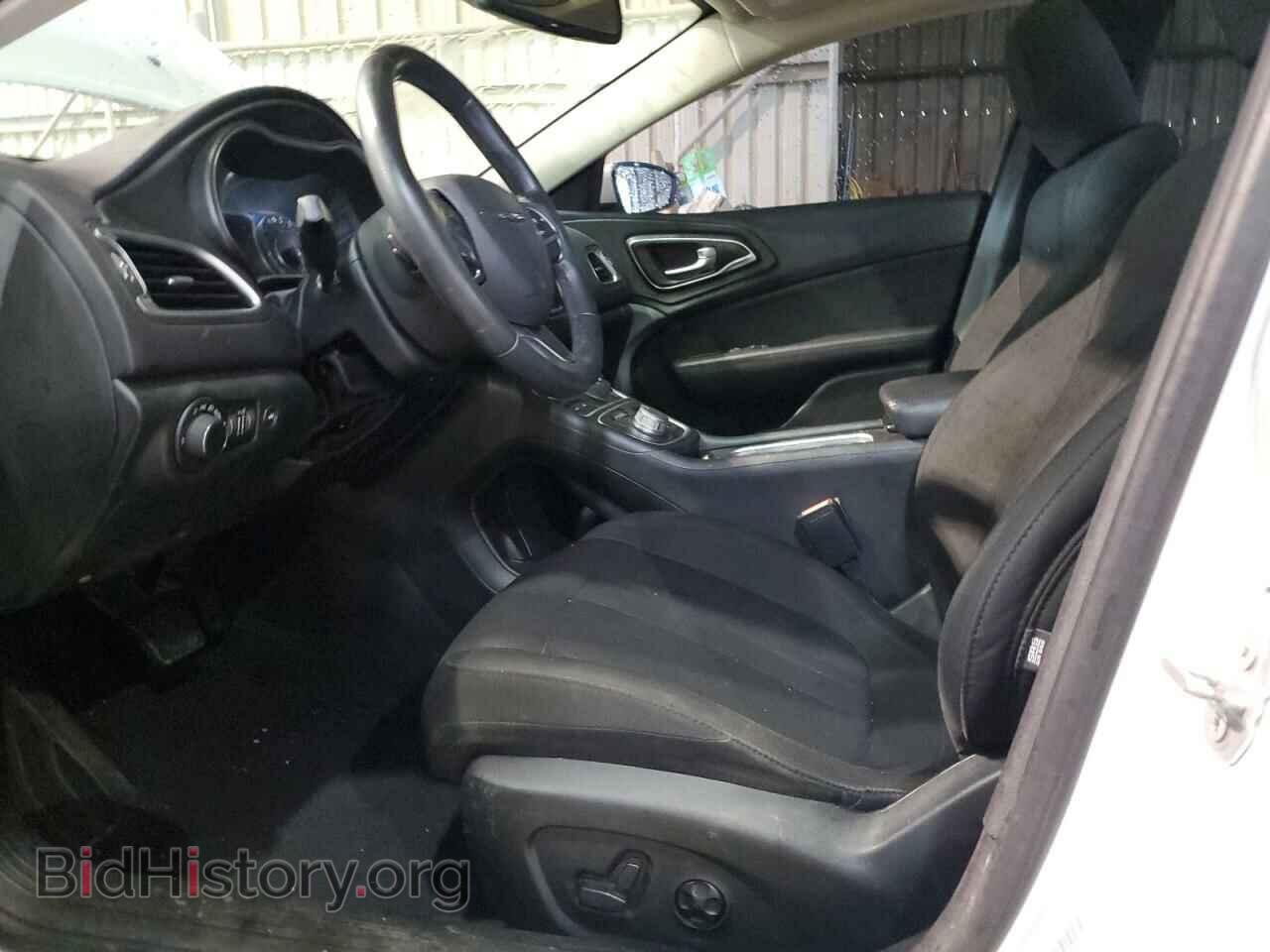 2016 CHRYSLER 200 - VIN: 1C3CCCAB7GN172422 - Фото 7